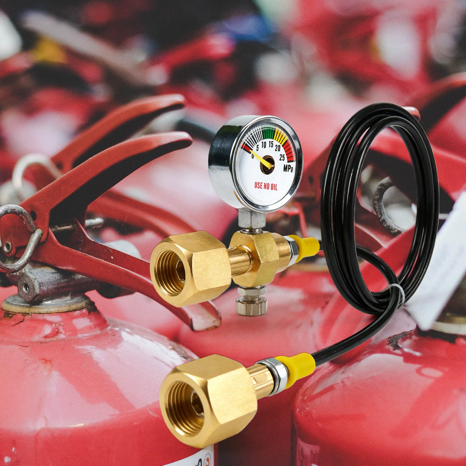 Wąż przelewowy CO2 1,5 m, adapter CO2, wąż wysokociśnieniowy z manometrem 3000 psi, przyłącze gwintowane 2 x W21,8 x 1/14", wąż do przelewu gazu ochronnego, butla gazowa, wąż, dystrybutor do argonu