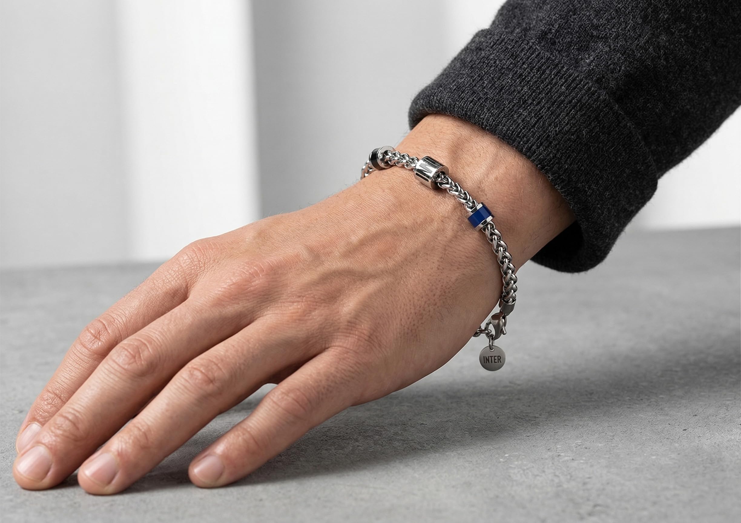 Clondo Bracciale Uomo Donna Inter in Acciaio – Collezione Ufficiale Calcio – Accessorio Elegante e Sportivo con Logo – Idea Regalo per Tifosi – Vari Modelli Disponibili