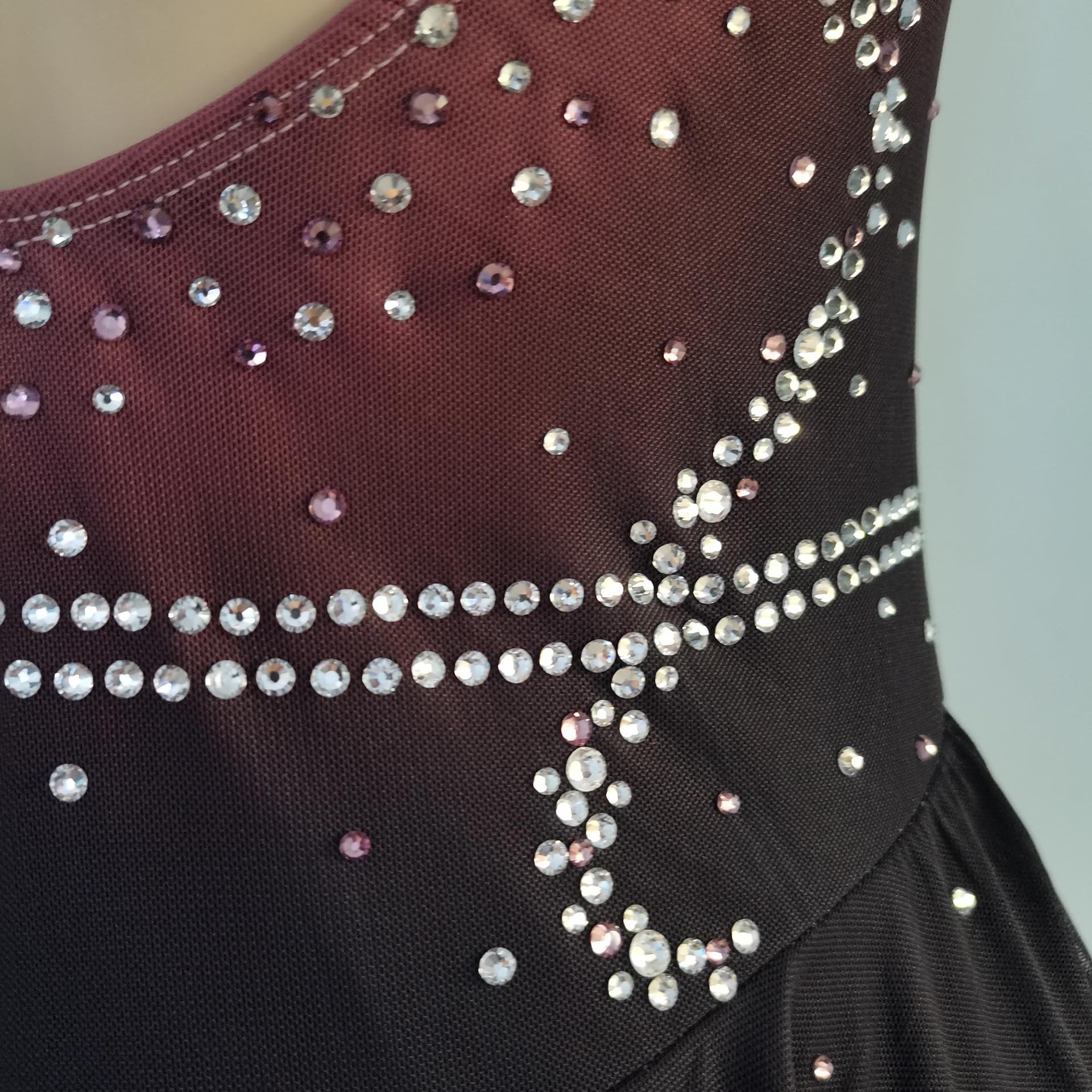 LIUHUO Patinaje Artístico Vestido Rojo-Marrón Brillante Rhinestone Chica Competición Rendimiento