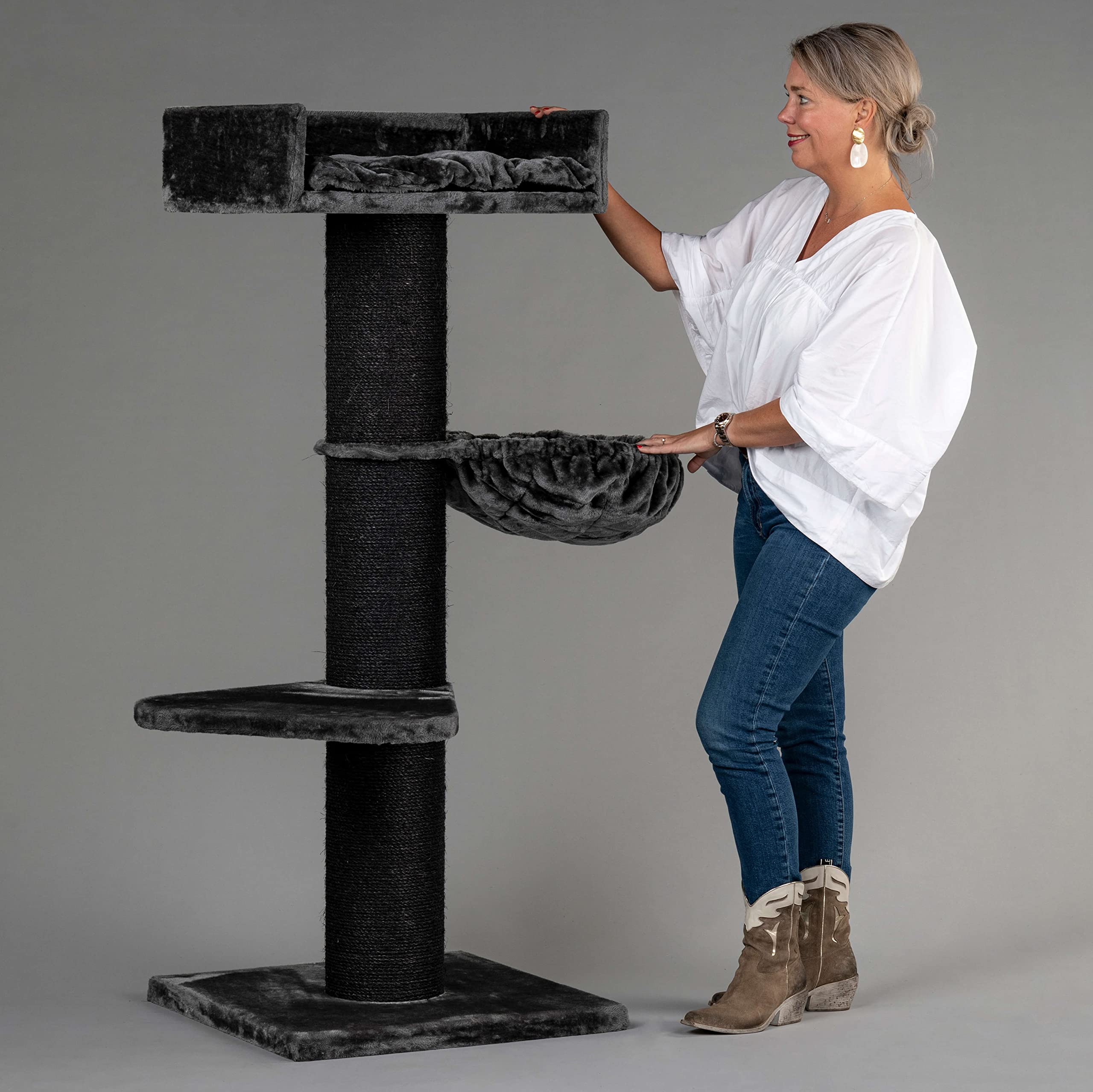 Buy RHRQuality Royalty Large Cat Scratching Post, Robust XXL Scratching