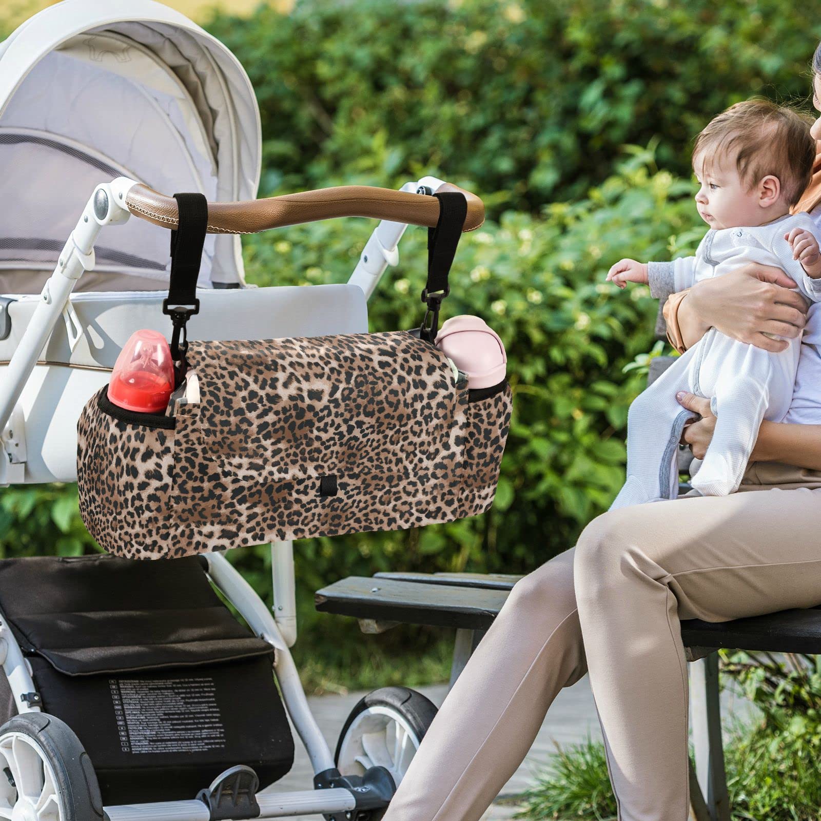 Borsa organizer per passeggino con stampa leopardata, universale, con 2 portabicchieri, cinghie regolabili e gancio per passeggino, adatta per biberon, pannolini, telefono, giocattoli