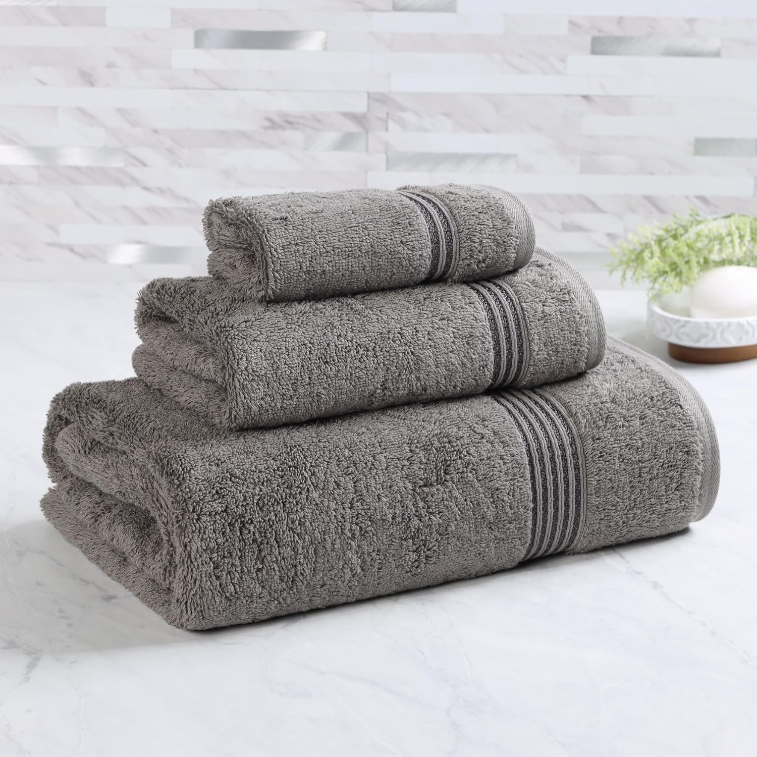 Superior Egyptian Cotton 3-Piece Towel Set, Assorted Towels for Home Bathroom, Master, Guest Bath, Decor Essentials, Includes 1 Bath, 1 Hand, 1 Face Towel/Washcloth, Quick Dry, Absorbent, Charcoal