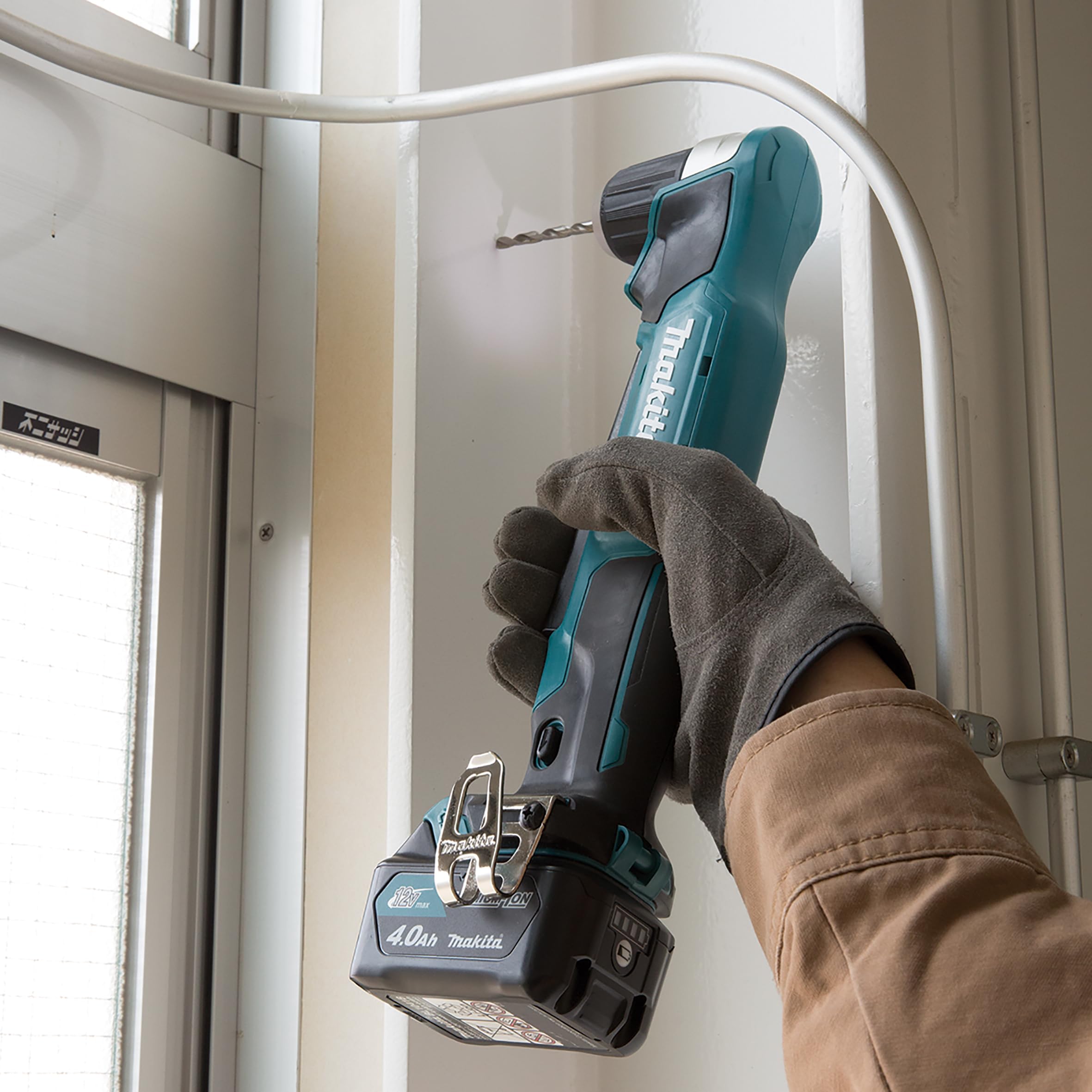 Makita Taladro angular inalámbrico DA333DZ sin batería/cargador, 140 W, 10, 8 V | 10 mm (3/8")