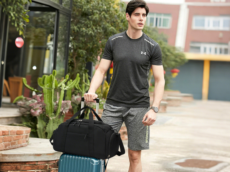 Balakaka Borsa Sportiva 35L Impermeabile - Con Scomparto Scarpe E Tasca Bagnato