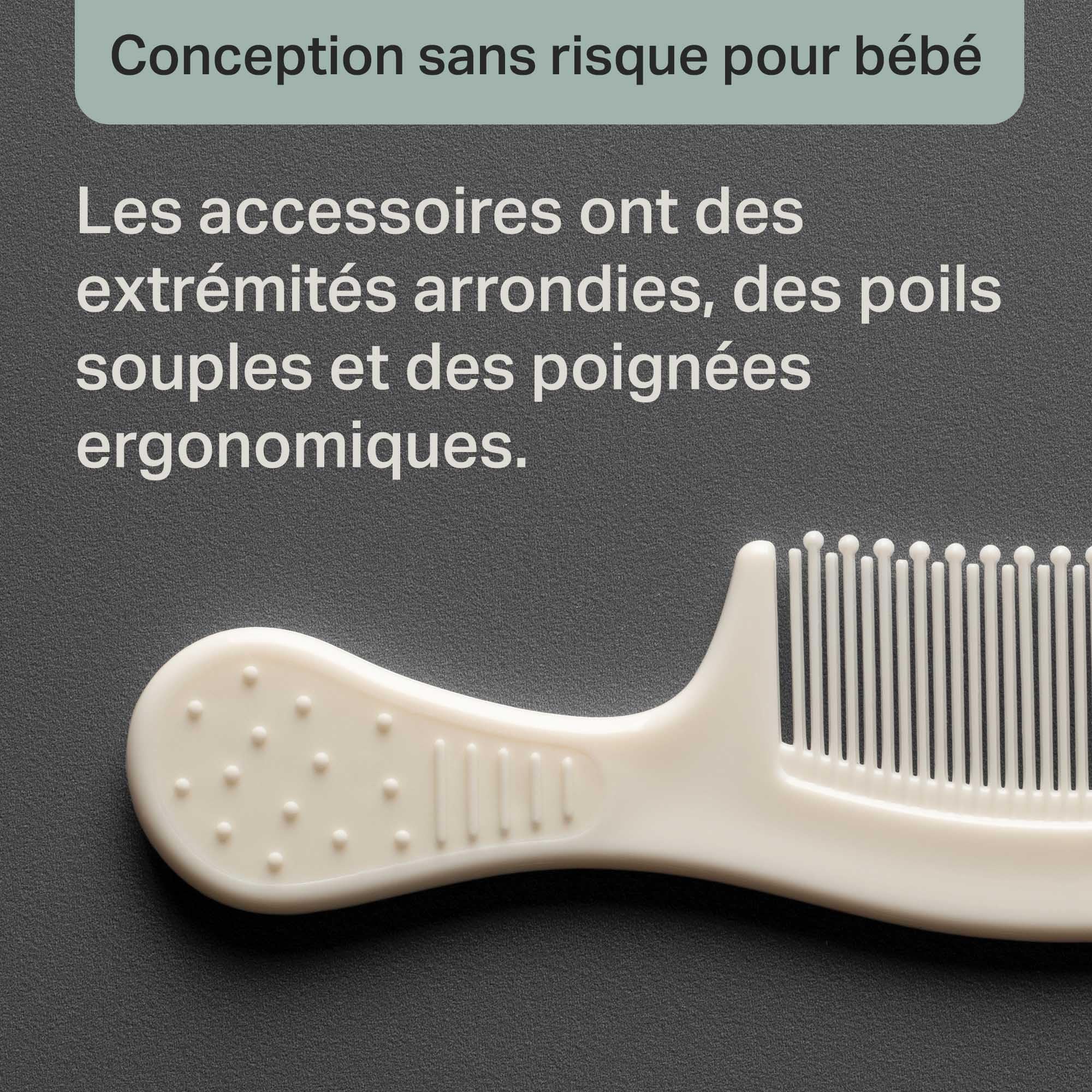 Tommee Tippee Kit de Soin Bébé, Trousse Complète et Transportable, Thermomètre et Ciseaux pour Bébé, Pratique et Hygiénique