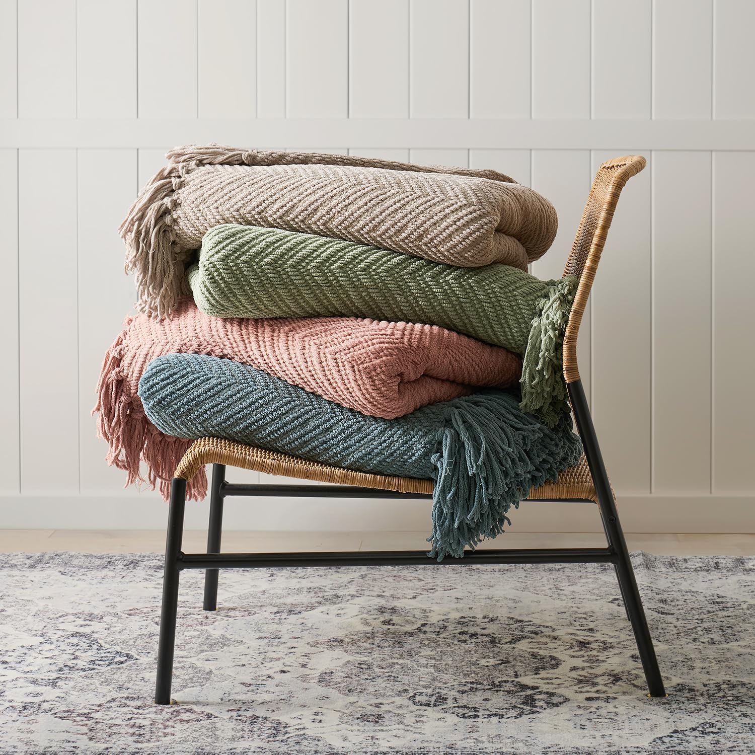 EVERGRACE Chenille Knit Stormy Blue Throw Blanket for Couch, Textured Woven Boho Knitted Blanket for Bed, Super Soft Cozy Shabby Chic Knit Throw with Tassels for Farmhouse Home Decor, 60”x80”