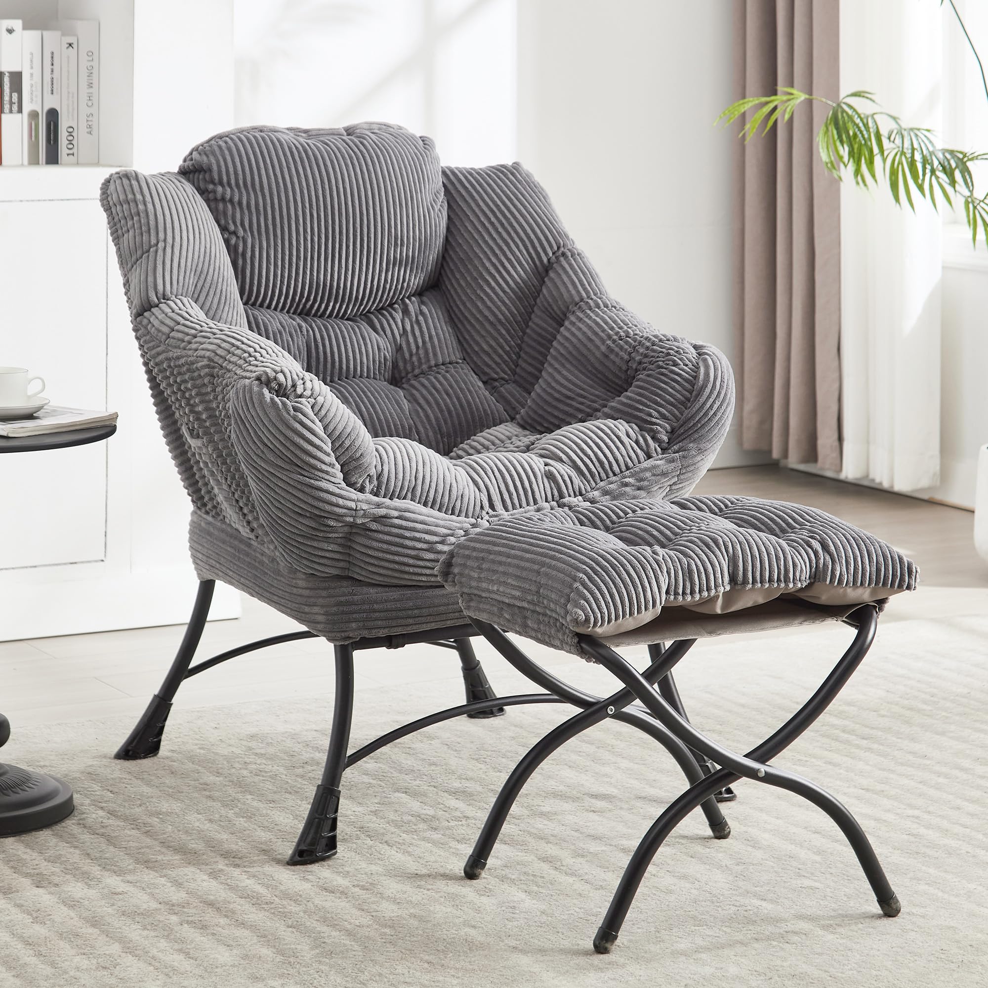Faulenzersessel mit Ottomane, Relaxsessel mit Hocker – Schlafzimmerstuhl für Erwachsene, moderner Lounge-Akzentstuhl mit Armlehnen, ergonomische Fußstütze