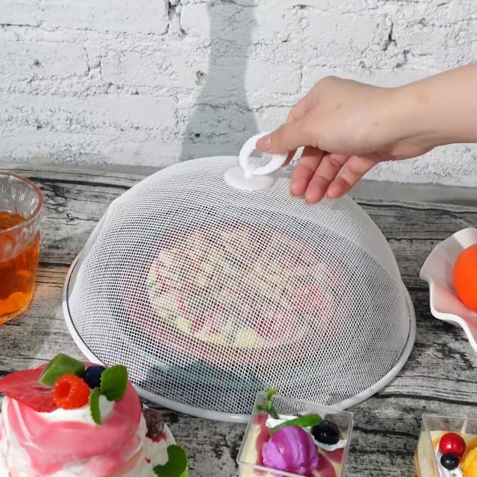 4 Pezzi Copertura in Rete per Alimenti, Coperture per Alimenti in Rete Metallica, Coperchio per Alimenti a Mosca, Riutilizzabile, per Barbecue Picnic (Bianco, 24cm)