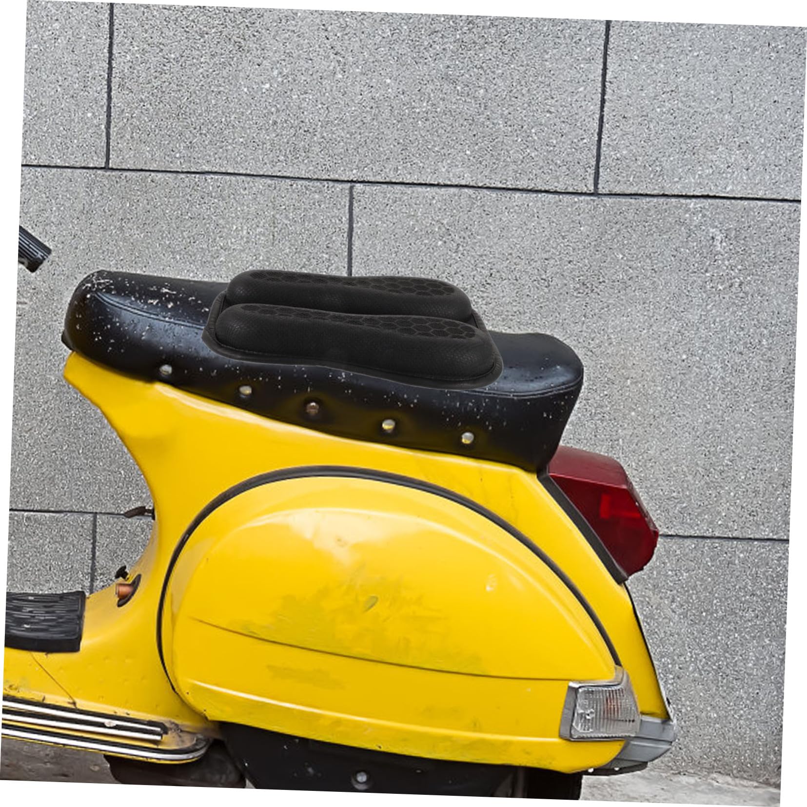 Cuscino Sedile Moto Traspirante in Mesh e Gel Nero, Facile da Installare, Accessorio Moderno per Motociclisti, per Viaggi Estivi e Protezione Solare