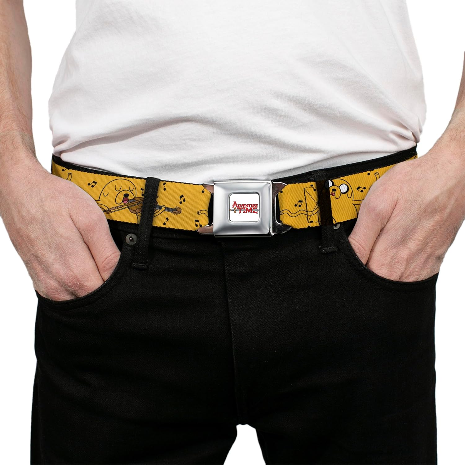 カートゥーンネットワークベルト、シートベルトバックルベルト、アドベンチャータイムジェイクダンスとバイオリンのポーズイエロー、調節可能
