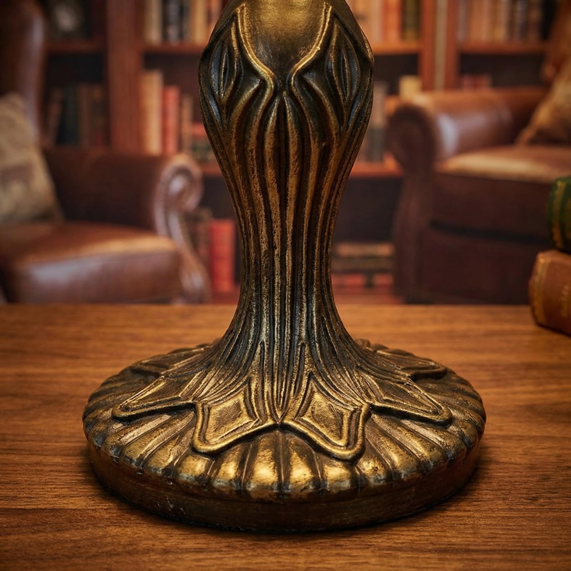 Witrażowa lampy Stołowa Z Podstawą Z Brązu W Stylu Vintage – Ręcznie Wykonana lampy Biurkowa Artisan Do Salonu, Sypialni Lub Biura – Z Przełącznikiem Inline