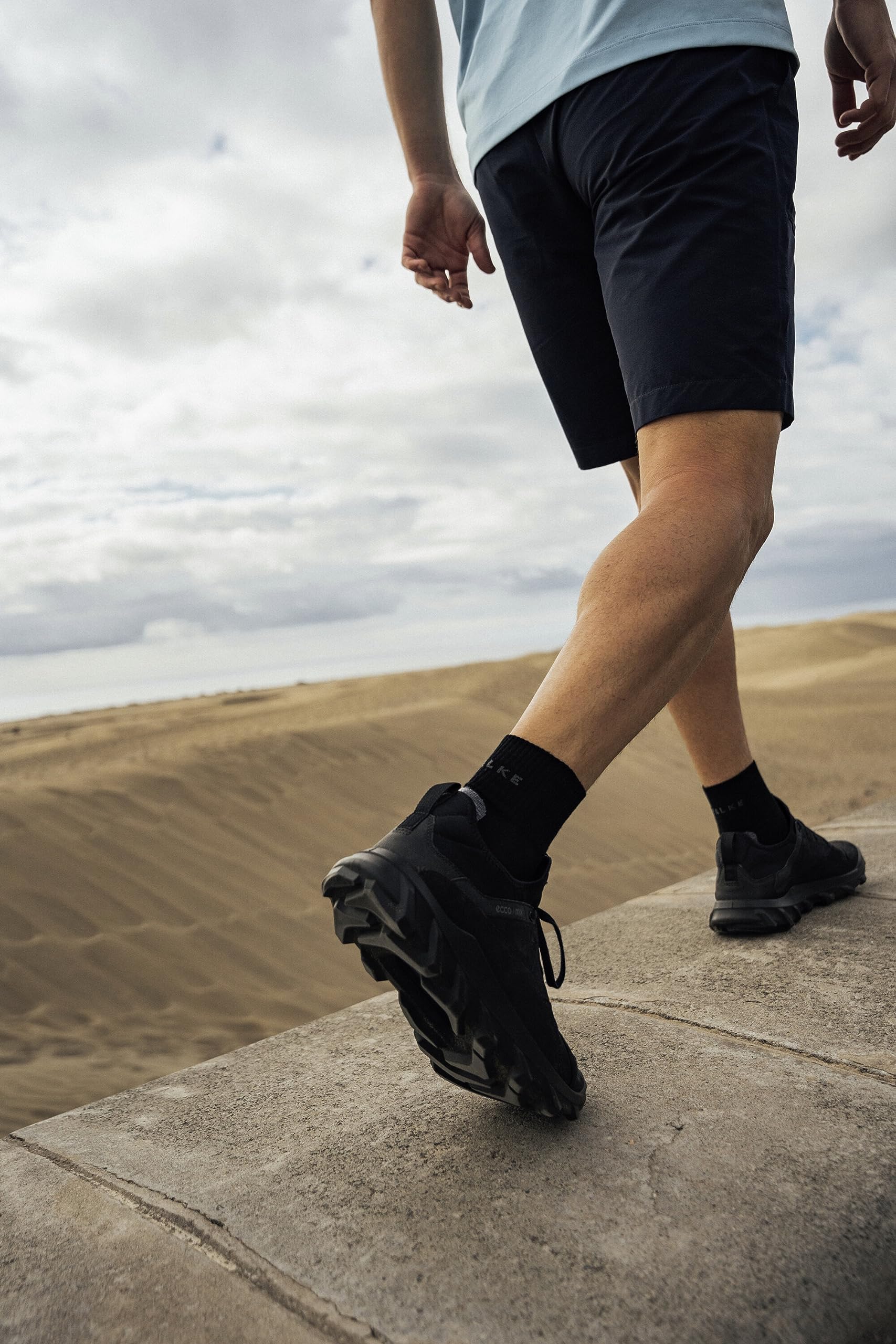FALKE uomo TK5 Cool Short calzini da escursionismo imbottitura leggera anti-vesciche calze da trekking sottili rinfrescanti vegan traspiranti asciugatura rapida lyocell filo funzionale 1 paio