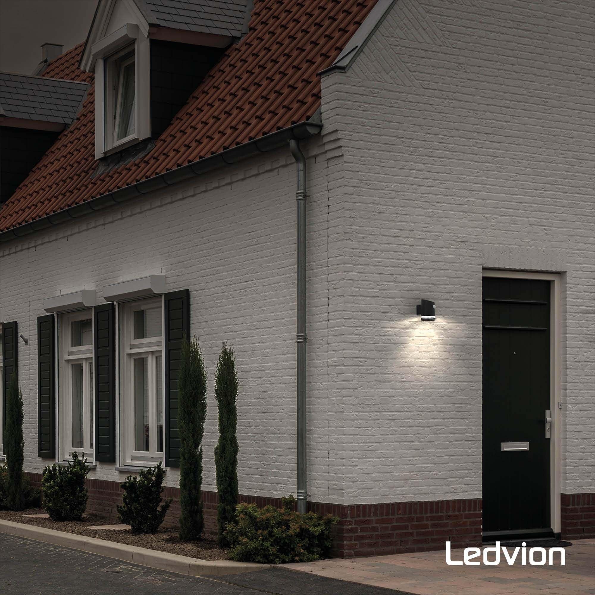 Ledvion - Lampada da Parete LED Solare con Sensore, 3000K, IP44, Nera, Elara, Lampada da Esterno, Luce Atmosferica, Illuminazione da Giardino