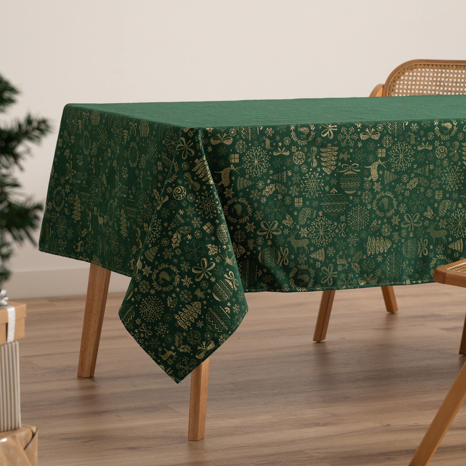 Gamusi Green Tablecloth Christmas Jacquard Golden Thread Dining Table Square Christmas Decoration 140 X 240 Cm,