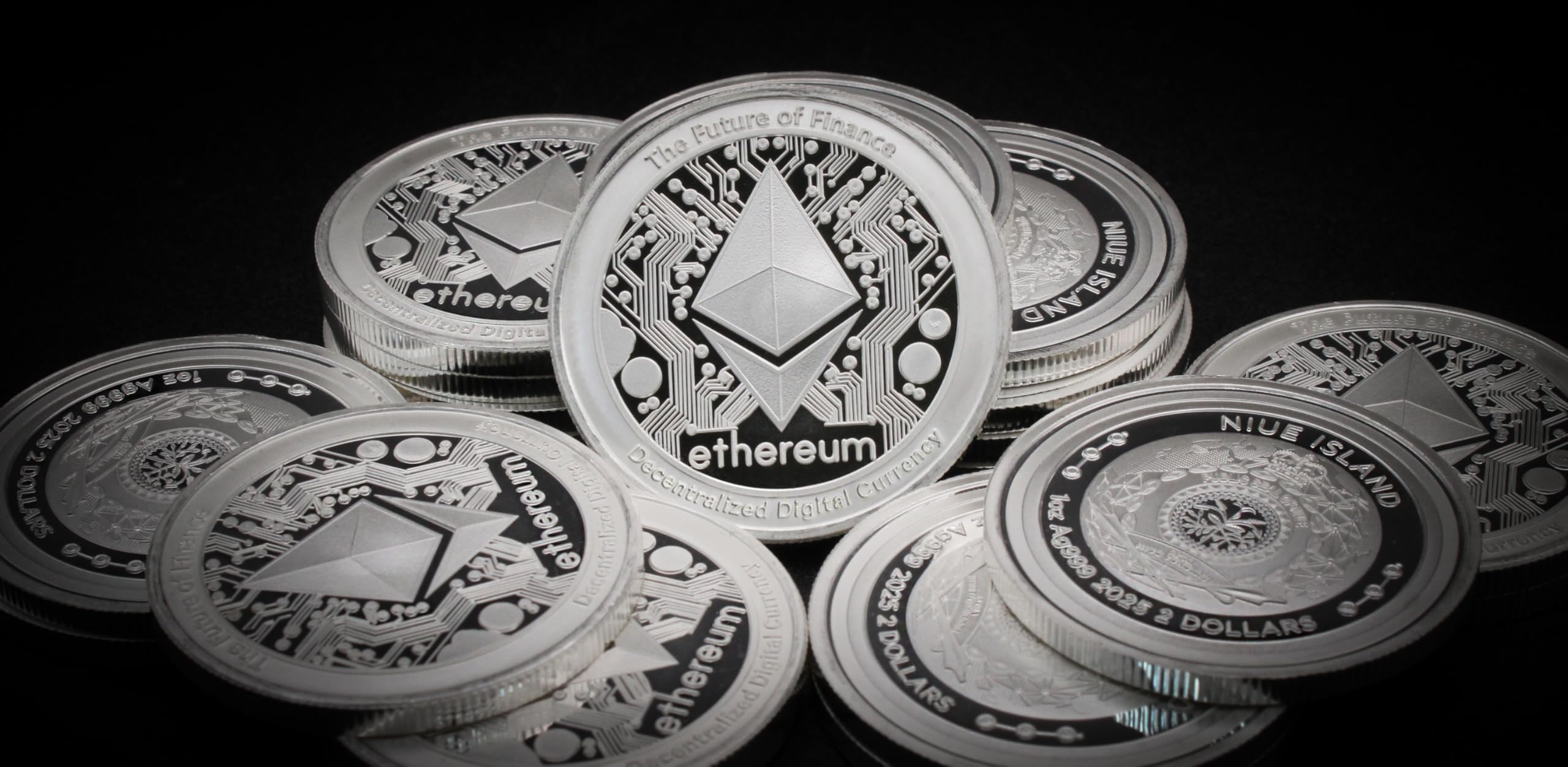 Amazon.com: 2025-1 oz Niue Silver Ethereum Coin Brilliant Uncirculated with  Certificate of Authenticity $2 Seller BU : 藝術古董收藏