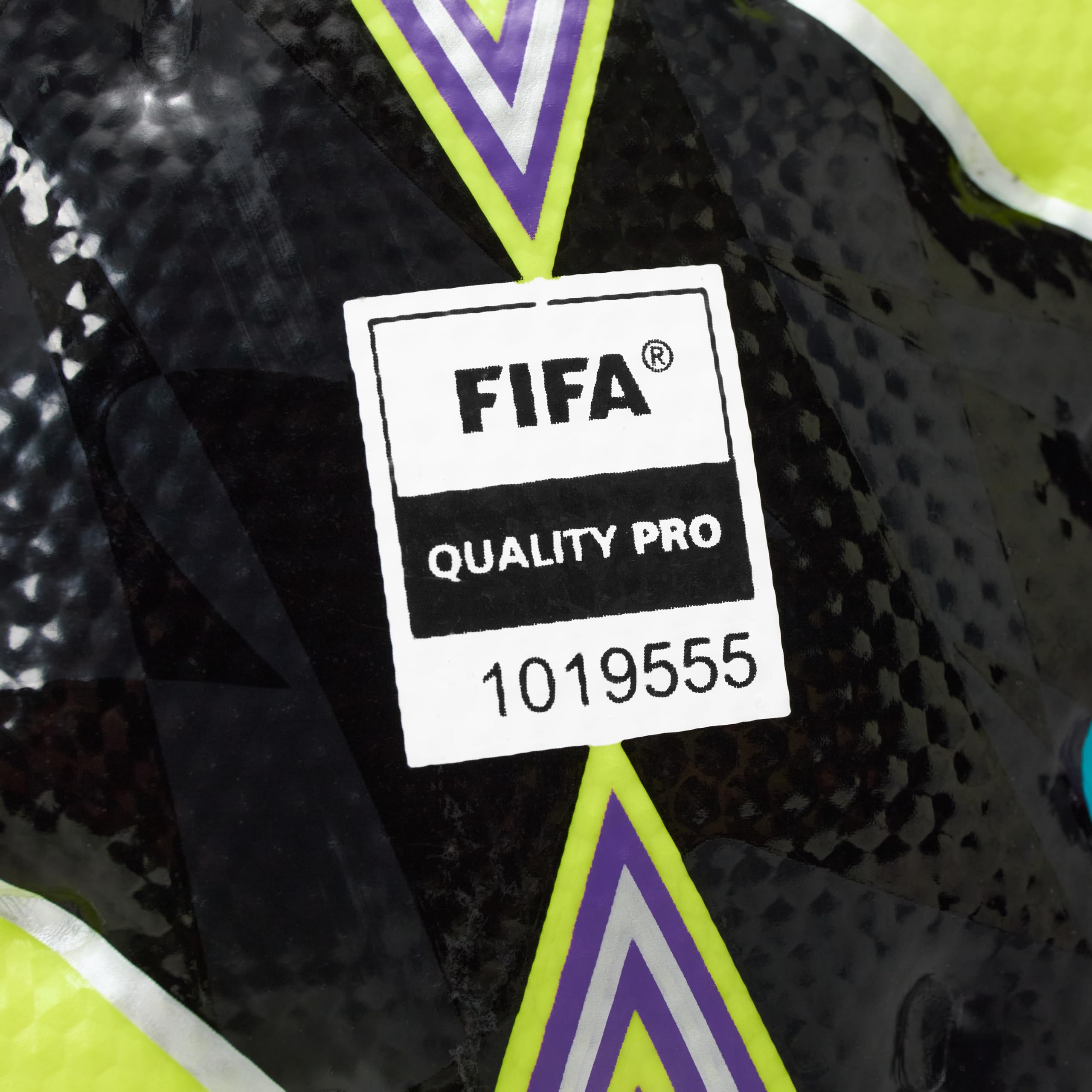 Mitre WFA Cup Main R Ultimax Pro2526 Fútbol para Unisex Adulto, Verde/Púrpura/Negro, 5
