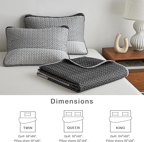 Vista 5 de Flysheep Juego de edredón bohemio a rayas tamaño King, colcha reversible de 3 piezas en gris y blanco, colcha de microfibra cepillada para todas