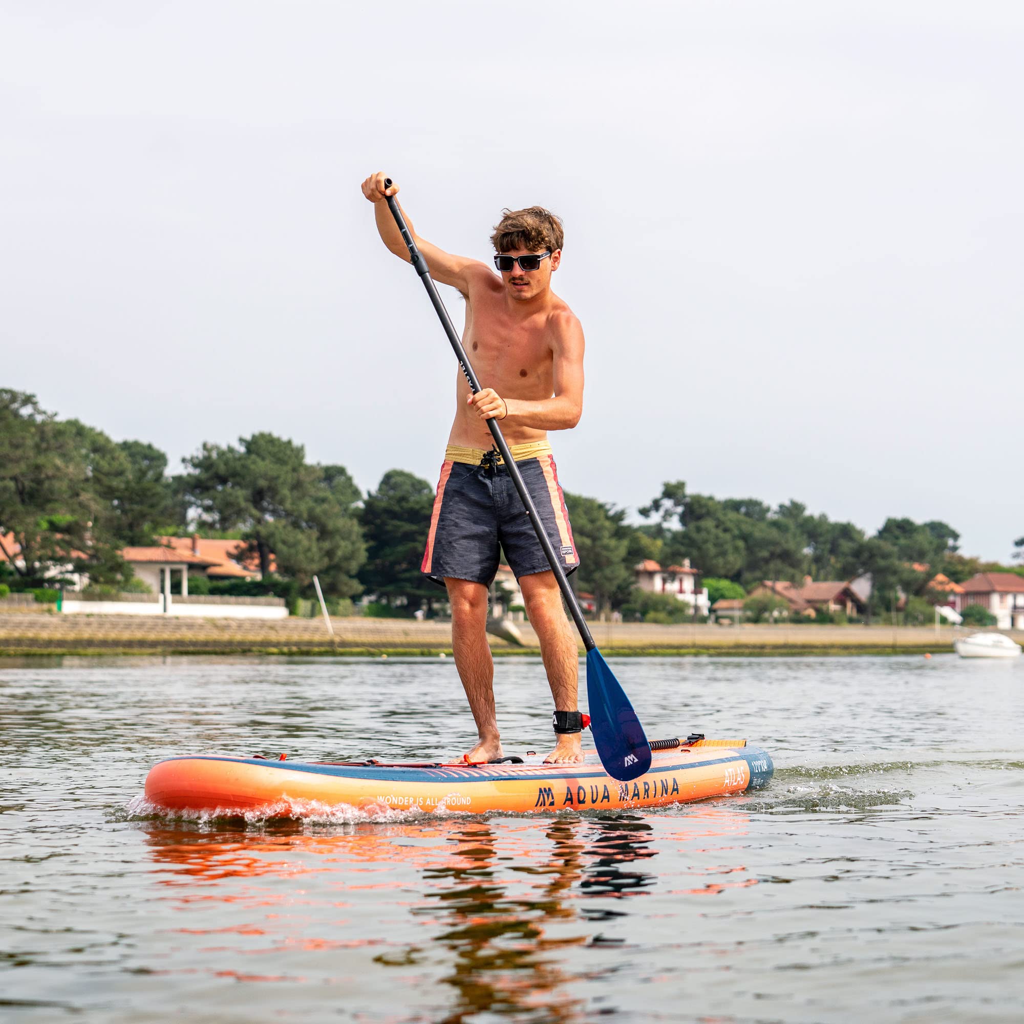 Aqua Marina ATLAS - Tavola gonfiabile per stand up paddle (iSUP), 3,7 m, lunghezza 366 cm