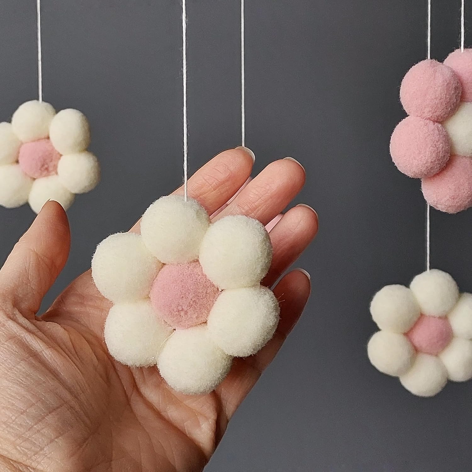 Flower Baby Mobile Girl Pink Daisy Crib Mobile Floral Nursery Decor Fairy Garden cot Mobile Blumen Baby Room Decorations Baby Girl Gift