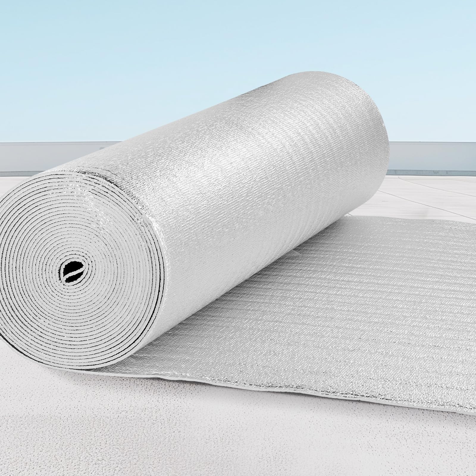 VEVOR Aislamiento Térmico Reflectante Doble Rollo de Aislamiento Barrera Radiante 15,24x1,22 m Núcleo de Espuma EPE Espesor de 5,5 mm Lámina de Aluminio Doble Cara para Ventana, Techo de RV