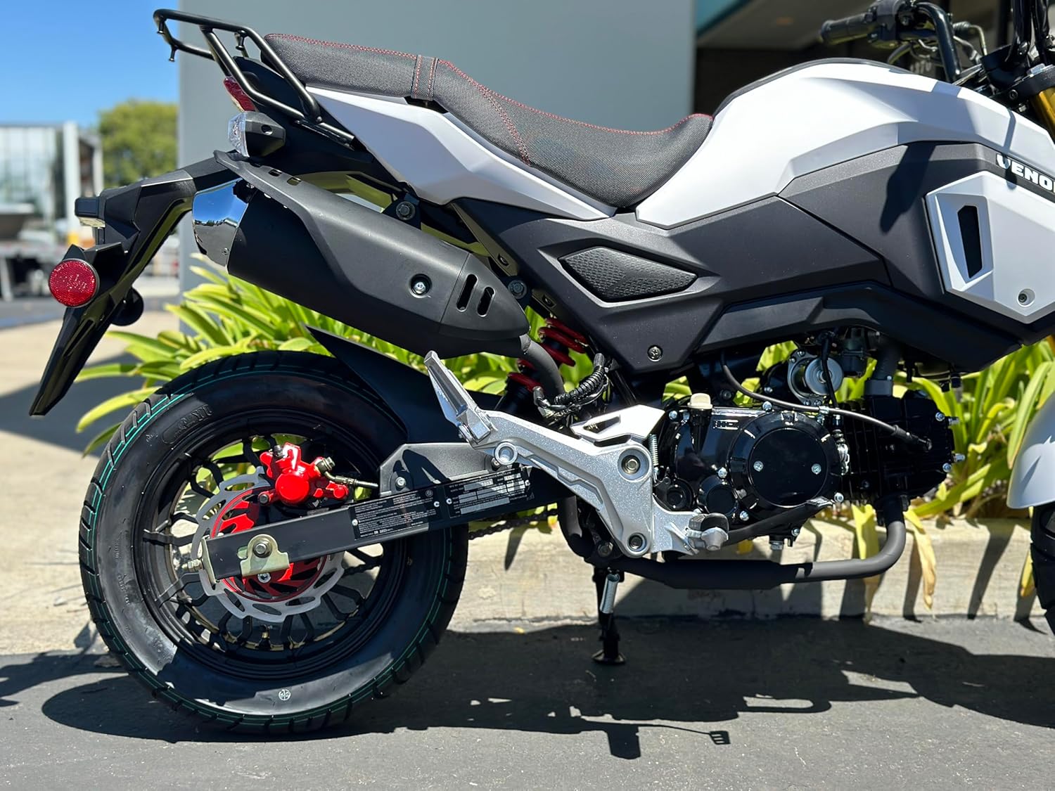 Vader 125cc X20 Motorcycle, 4-Speed, Fully Assembled, Venom X20, Matte White