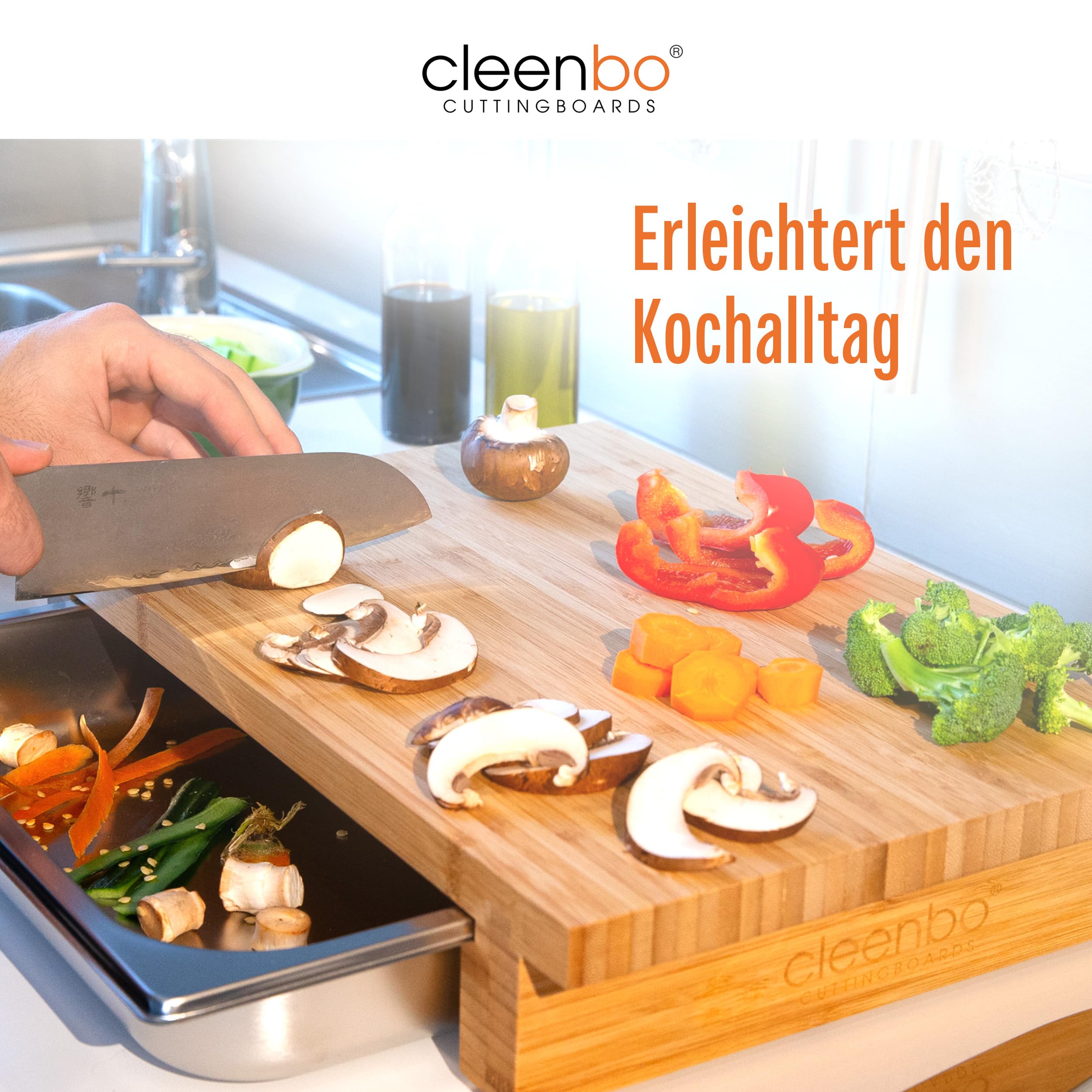 Schneidbrett mit Auffangschale "Classic bamboo GN" Profi Holz Küchenbrett aus geöltem Bambus, Schneidebrett mit Gastro Auffangbehälter (Edelstahl Schublade) Bambusbrett Maße: 43 x 29 x 7,5 cm