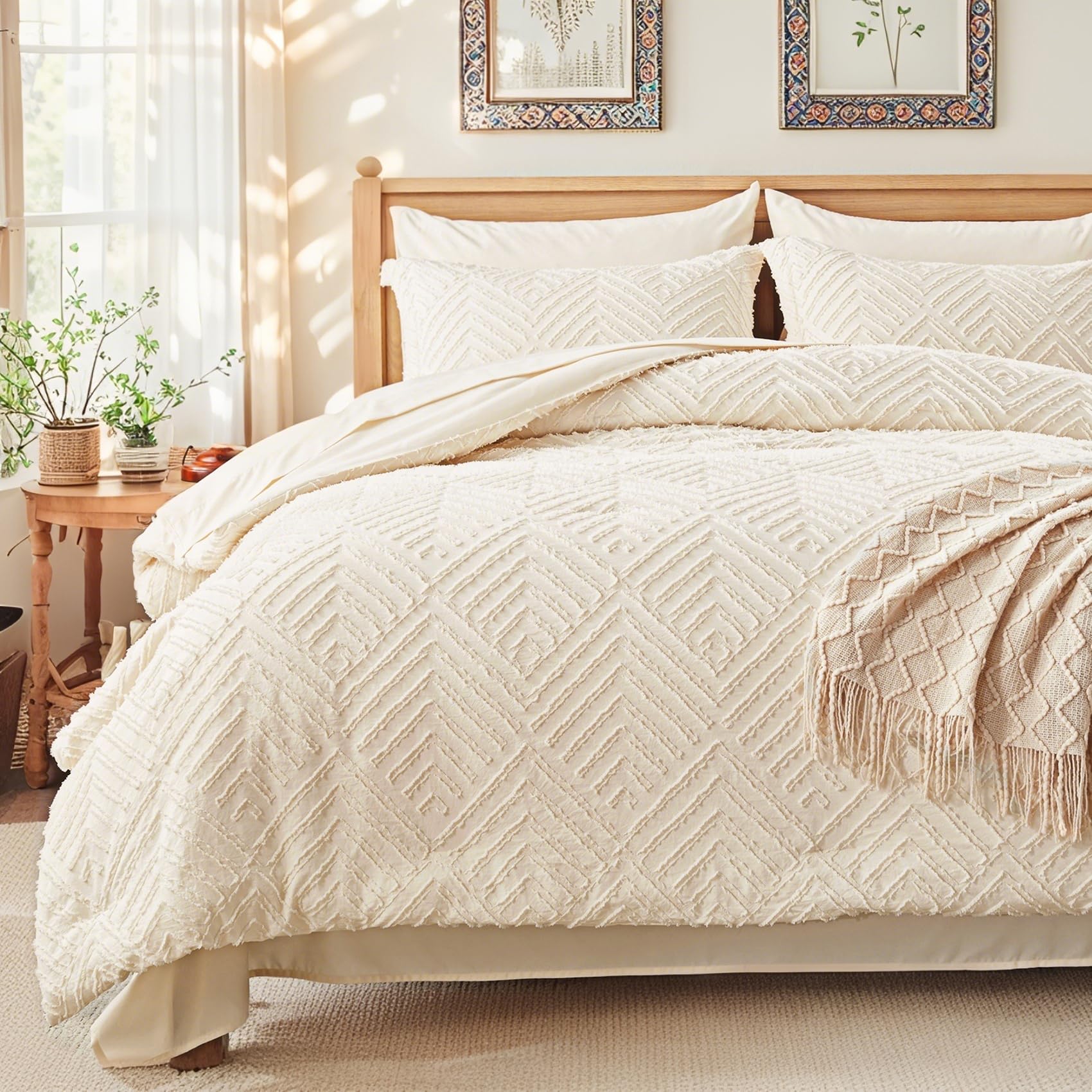 Zzlpp Full Comforter Set 7 Pieces, Cream Tufted Bed in a Bag with Comforter and Sheets, All Season Boho Bedding Sets with 1 Comforter, 2 Pillow Shams,
