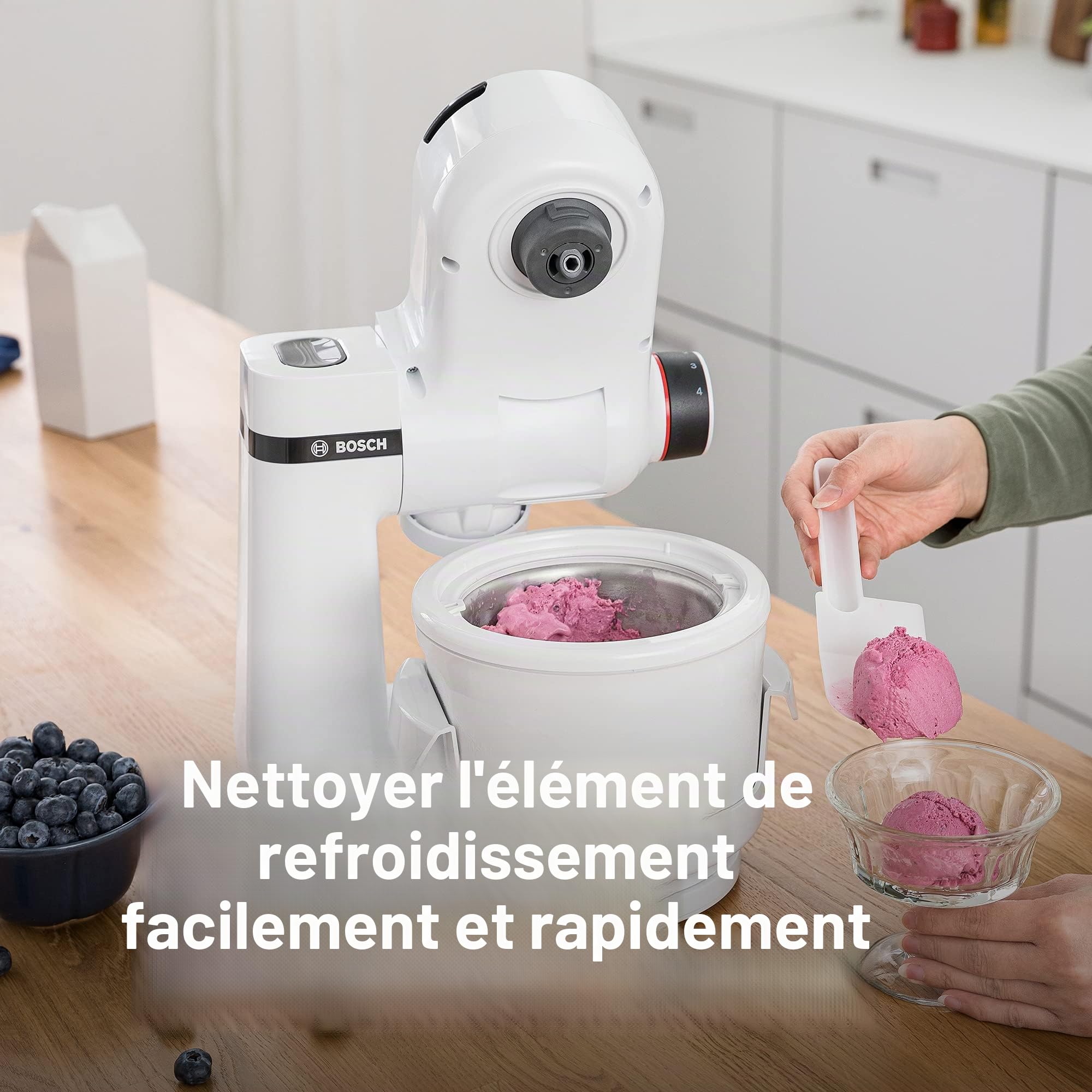 Bosch MUZS2EB, 550 ml, crème glacée faite maison, sorbet et yogourt glacé, blanc, couvercle anti-éclaboussures avec ouverture de remplissage, convient pour robot de cuisine Bosch MUM série 2