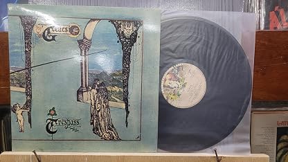 LP TRESPASS (IMPORTADO) por Genesis — capa do álbum