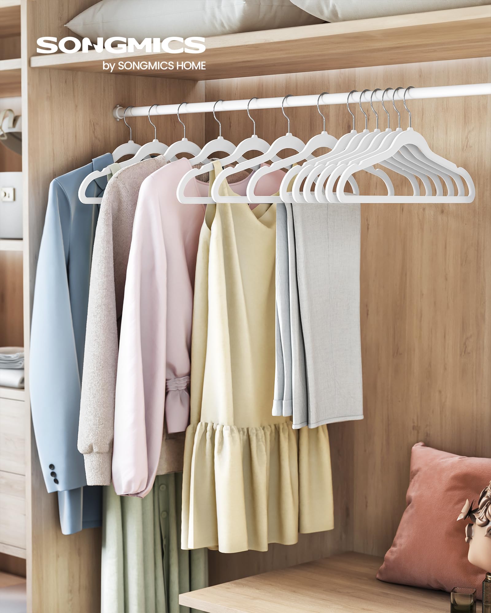 SONGMICS Lot de 20 Cintres Velours Adulte, Longueur 41,5 cm, Fins, Grande Capacité de Charge, avec Crochets Pivotants à 360°, pour Manteaux, Chemises, Blanc et Argent CRF026W20 - 3