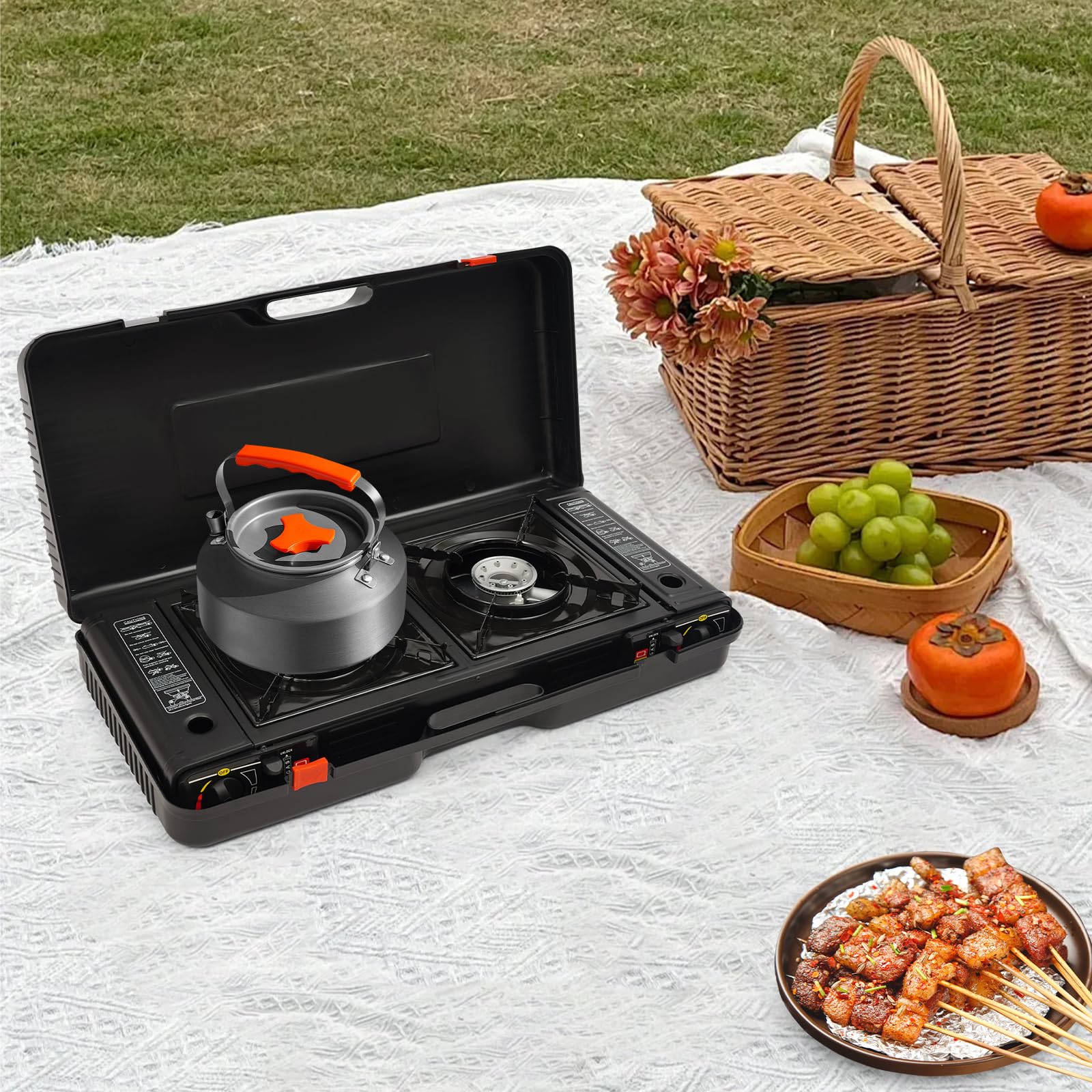 Fornello da campeggio a 2 fuochi da 2500 W, con piastra e borsa per il trasporto, fornello a gas portatile con accensione piezoelettrica e protezione da sovratensione, barbecue a gas per esterni, per