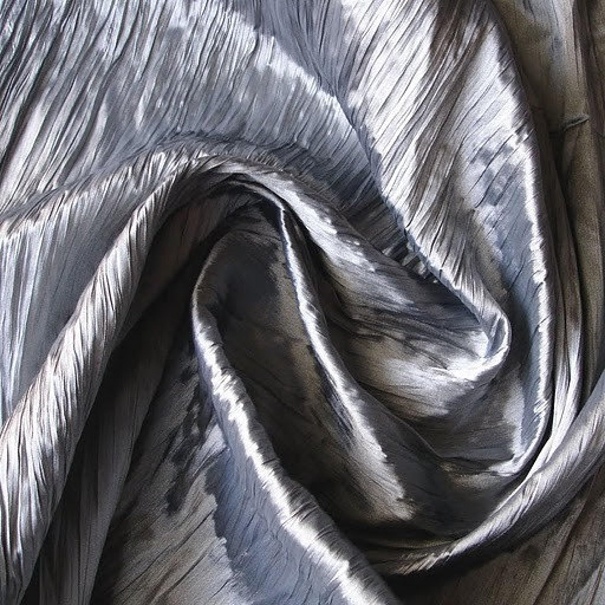 Fabric Mart Direct Silver Gray Crushed Faux Silk/Art Silk Fabric By The Metre, 5 Continuous Metres 107 cm Width Solid Color Silver Wholesale Crushed Silk Upholstery Fabric for Curtains Bridal Dress