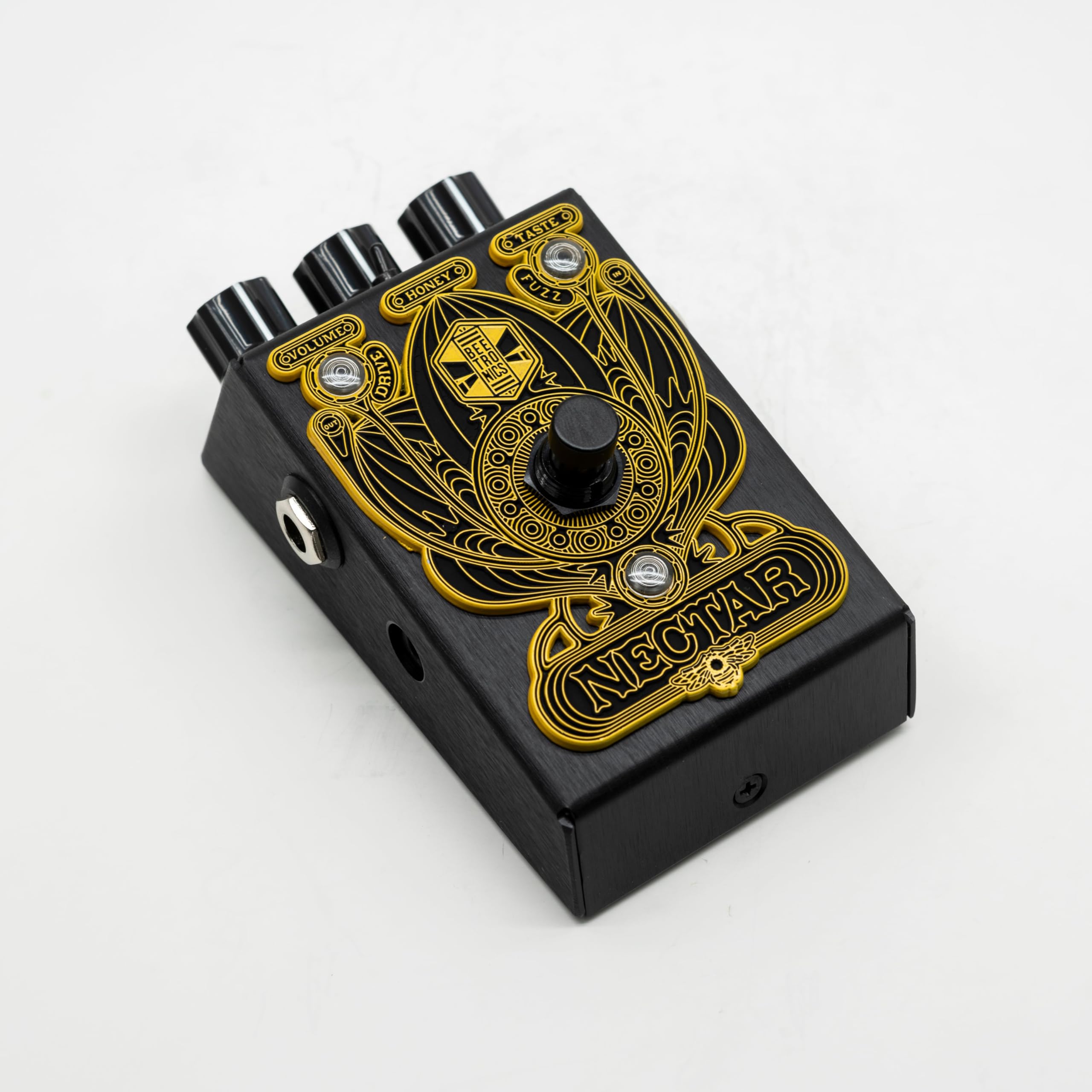 Amazon.com: Beetronics Nectar Tone Sweetener Overdrive Pedal