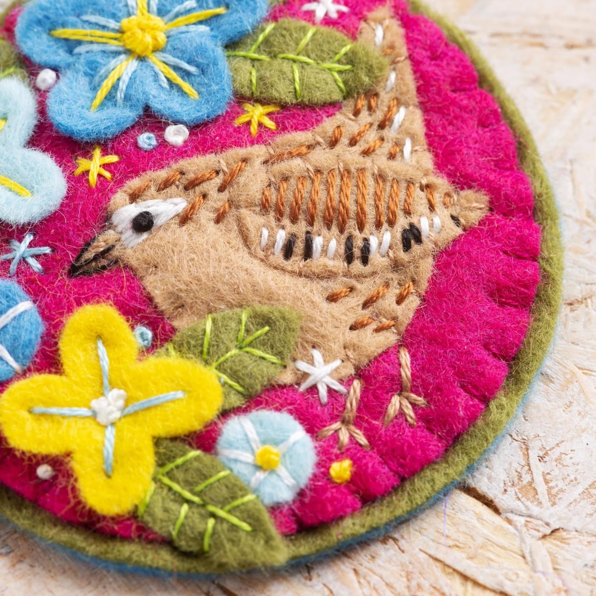 Hawthorn Handmade Wren Felt Craft Brooch Kit. Craft Kits for Adults Includes Wool Felt Sheets, DMC Cotton Thread - Image 4