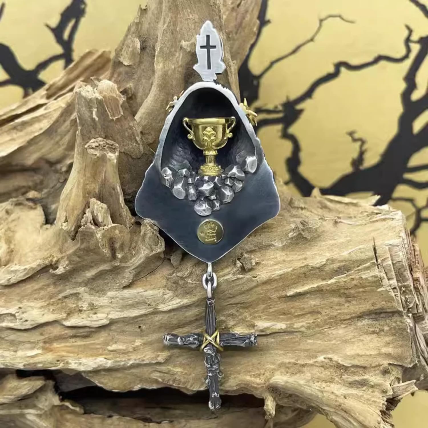 Jesus Pendant Necklace – Handmade Silver Plated Copper Medallion with Golden Crown of Thorns & Cross Drop, Dual-Sided Spiritual & Artistic Jewelry for Men & Women (Free Chain Included)