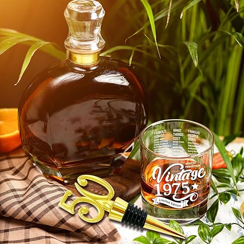 Miniatura 3 de Vasos antiguos de 1974  Vintage 1974 información de antigüedad 10.25 oz Whisky Rocks Glass  50 cumpleaños envejecido a la perfección  regalos de 50