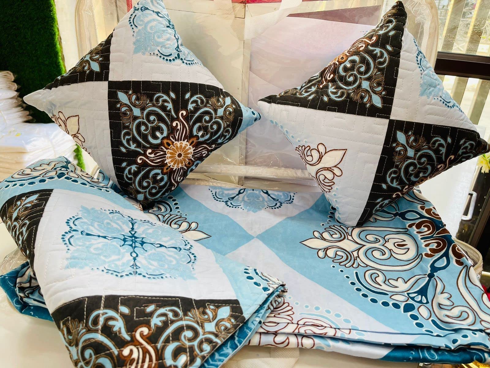 SOLO DESIRE Glace Cotton 160 TC Double Bed King Size Bedsheet with 2 Pillow Covers and 2 Quilted Filled Cushions (90 x 100 Inches, Set of 5 Pieces) (Multicolor)