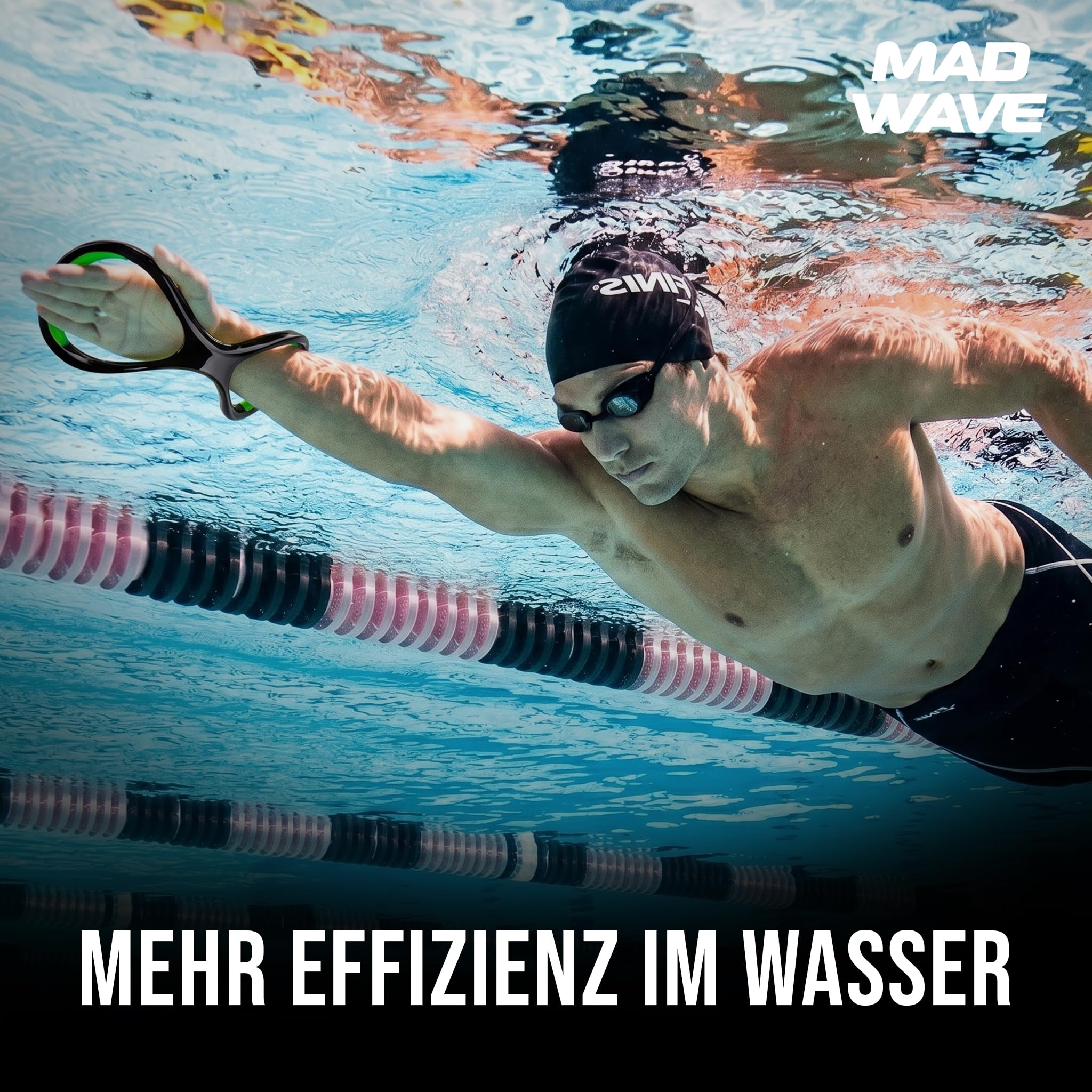Mad Wave Stroke Trainer Schwarz – Technik-Paddles für Schwimmer – Schwimmtrainer zur Verbesserung der Kraultechnik & Armführung – Trainingspaddel für sauberen Wasserzug & Schwimmtechnik