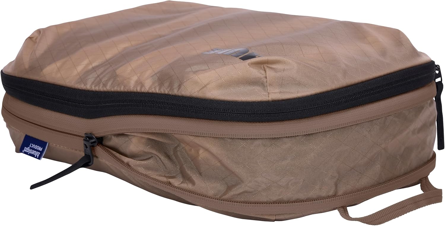 Thule Compression Packing Cube, Size Medium, Semitransparent Fabric, Easy to Pack, YKK Zippers image 3