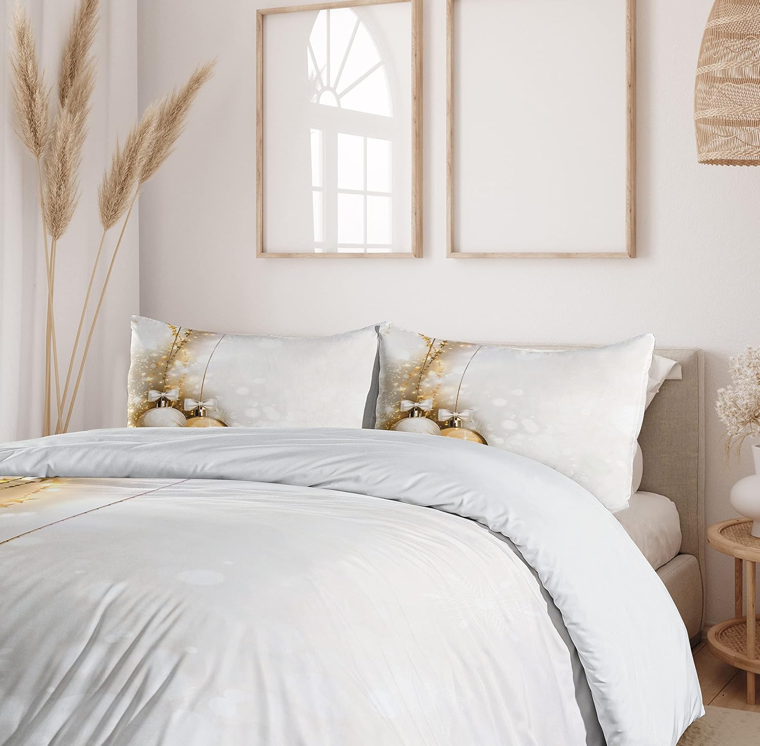 Ambesonne Christmas Duvet Cover Set, Featured Xmas Baubles with Ribbon Holiday Wish Art Image Illustration, Decorative 3 Piece Bedding Set with 2 Pillow Shams, Queen Size, Beige White Queen Beige White