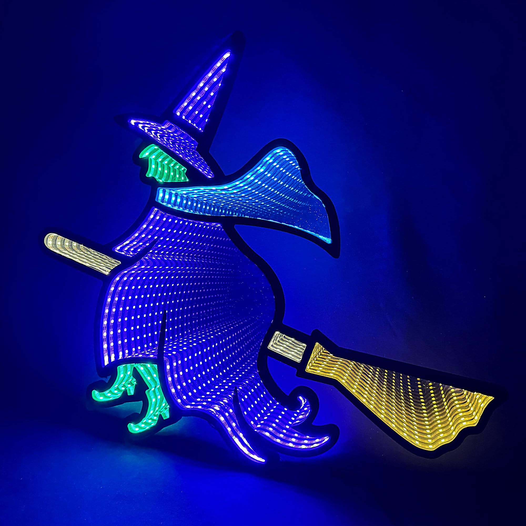 Sorcière volante lumineuse LED d'Halloween déco suspendue USB 43x38cm