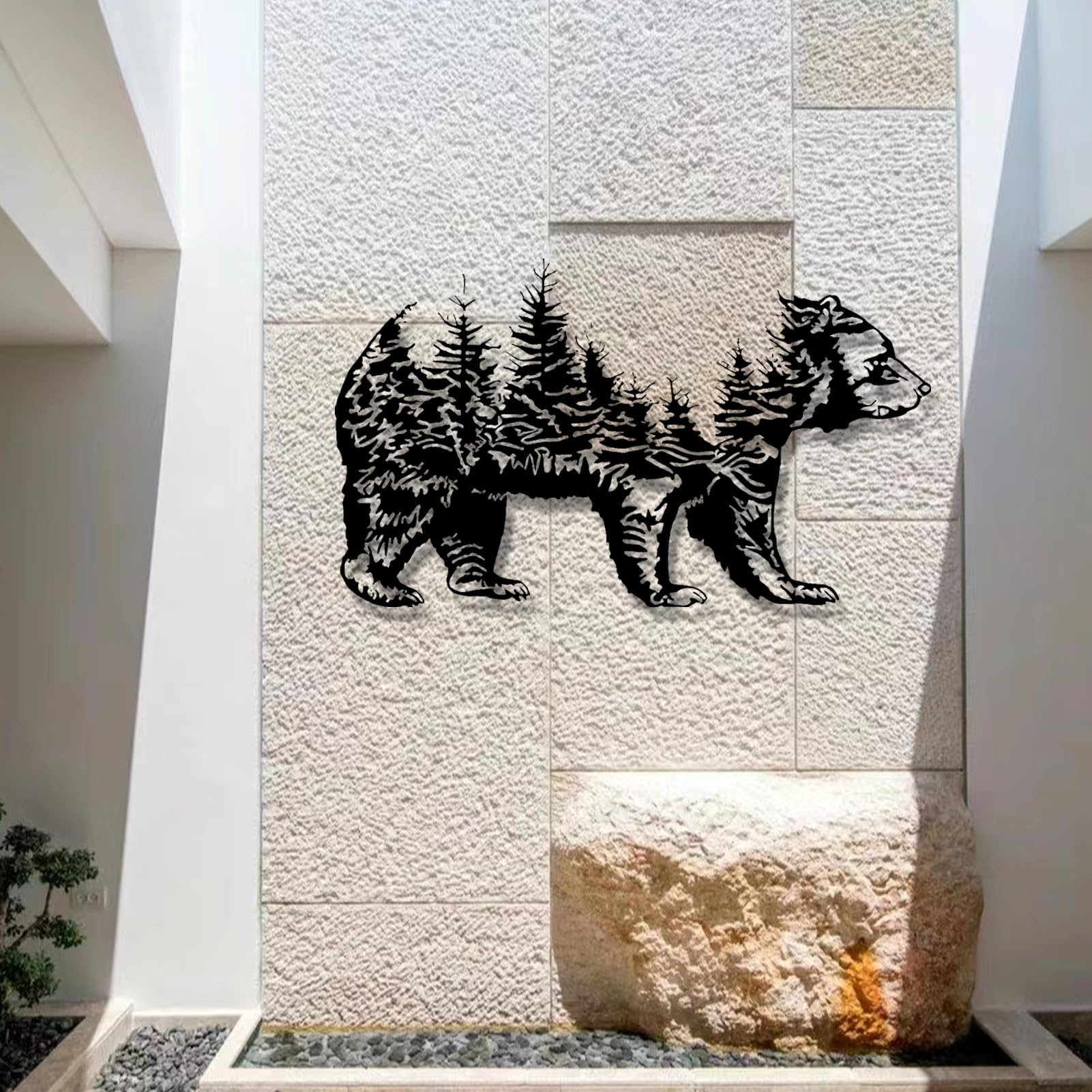 Nowoczesna minimalistyczna metalowa dekoracja ścienna z rustykalnym niedźwiedziem górskim idealna do salonu, sypialni lub na zewnątrz (53 x 31 cali / 135 x 79 cm, neg