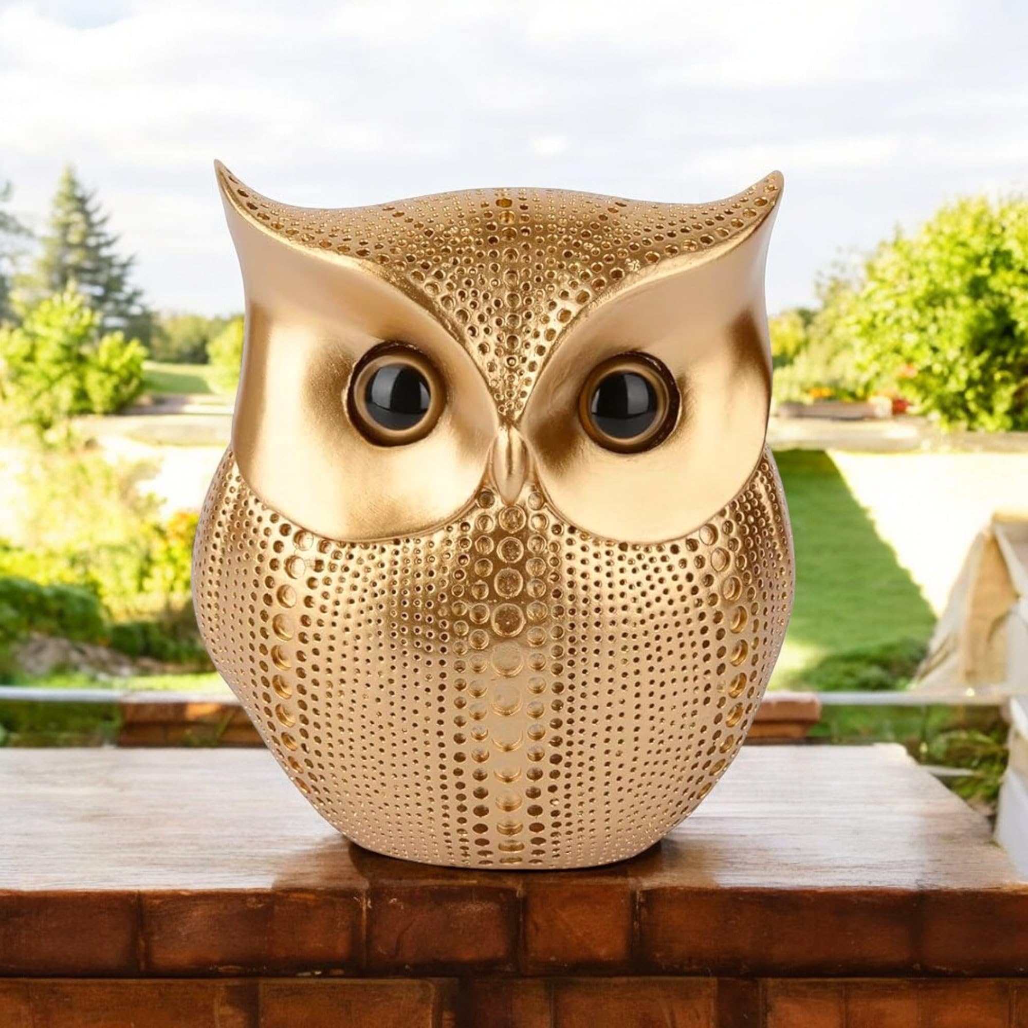 Atmaling Modern Classy Lucky Owl Resin Figure Showpiece, Handmade Sculpture, Feng Shui Bird, Owl Decorative Statue Showpiece for Money Wisdom, Table Top, Living Room, Office/Home Decoration (Golden)