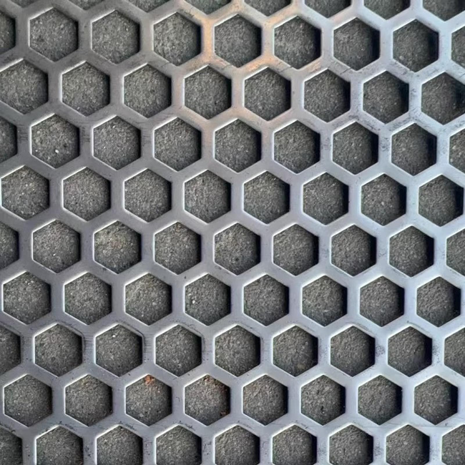 Hoja De Malla Perforada De Acero Inoxidable 304 | Agujeros de 6 mm, 1,3 mm de espesor, plata, varios tamaños(6mm Mesh,25x35cm/9.8x13.7in)