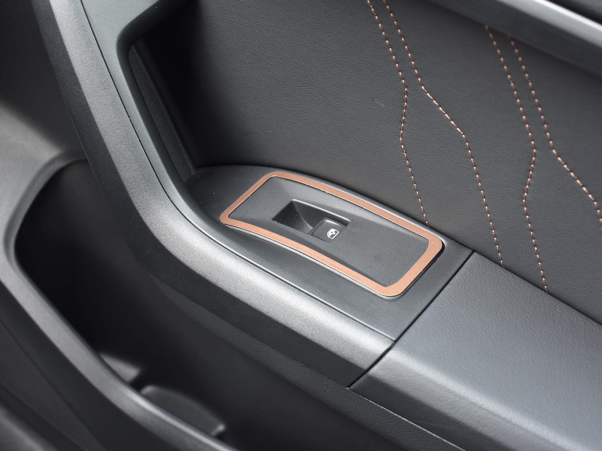 Abdeckung aus Stahl für Cupra.Ateca | Farbe COPPER Stil - Fensterschalter Dekor | 4 Stück Edelstahl 4Drive DSG V VZ Tribe Limited Edition Ateca Tuning Zubehör