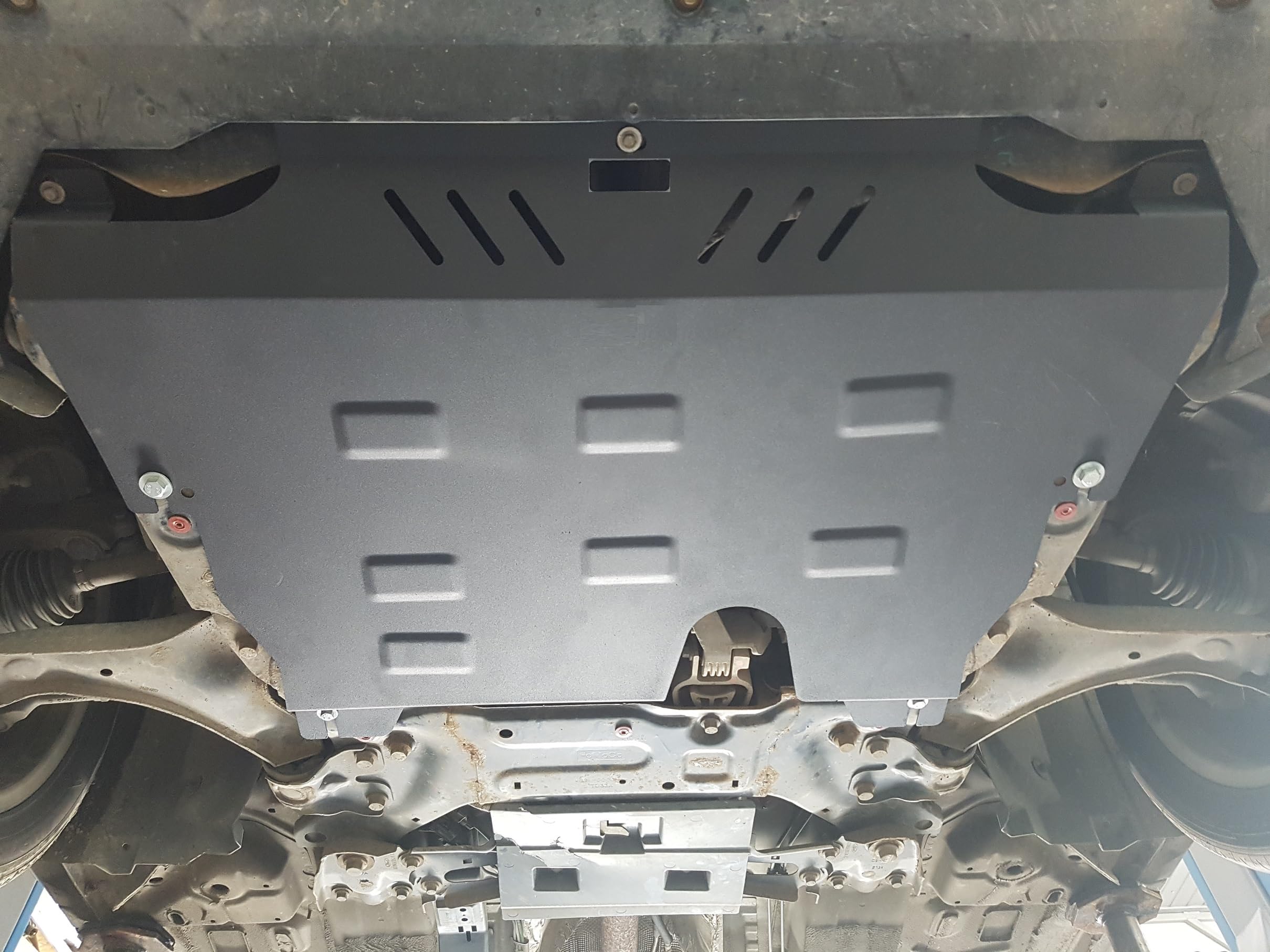 Protección de bajos de motor y caja de cambios de acero compatible con Volvo XC60 - (2009-2017)