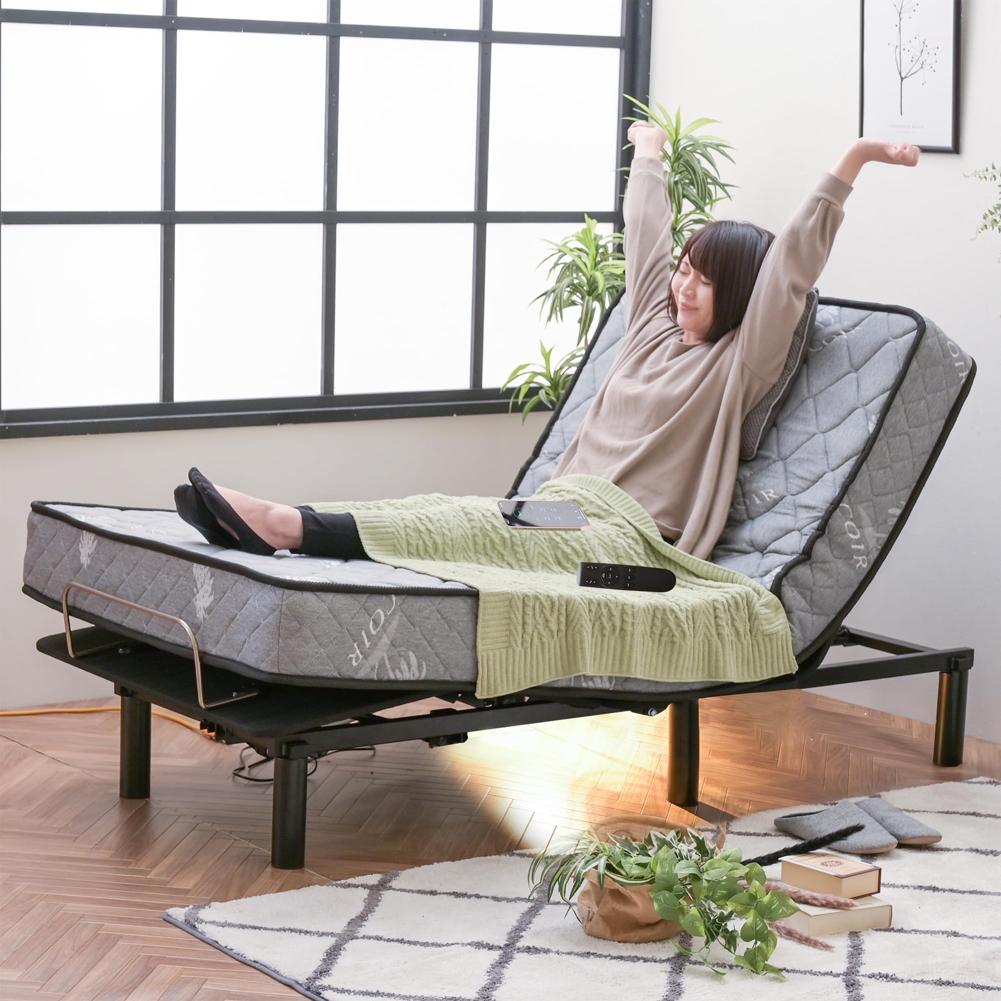 Amazon｜ARTTOWN 電動 リクライニングベッド マットレス付 2