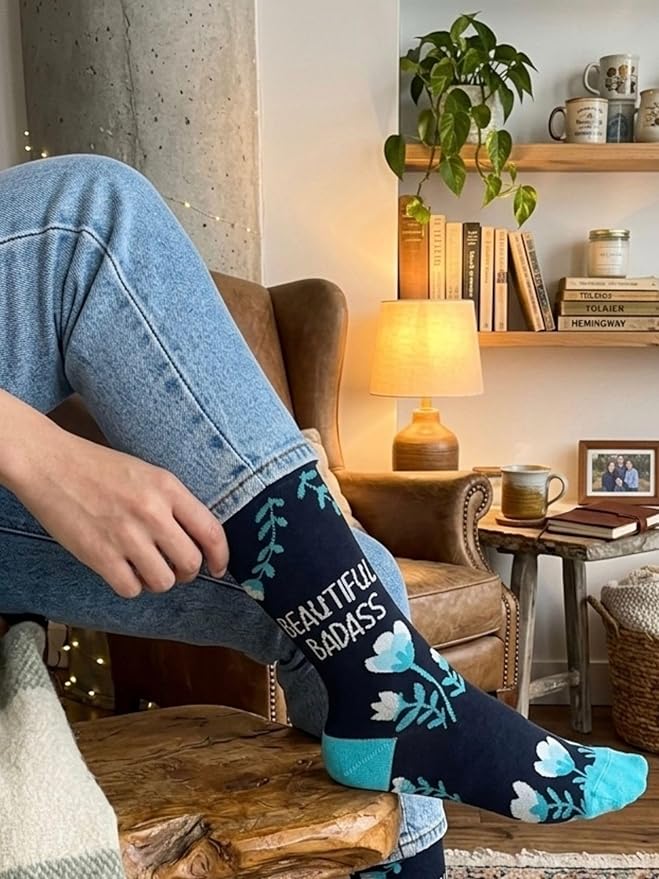 Medias divertidas para mujer con afirmaciones positivas miniatura 6