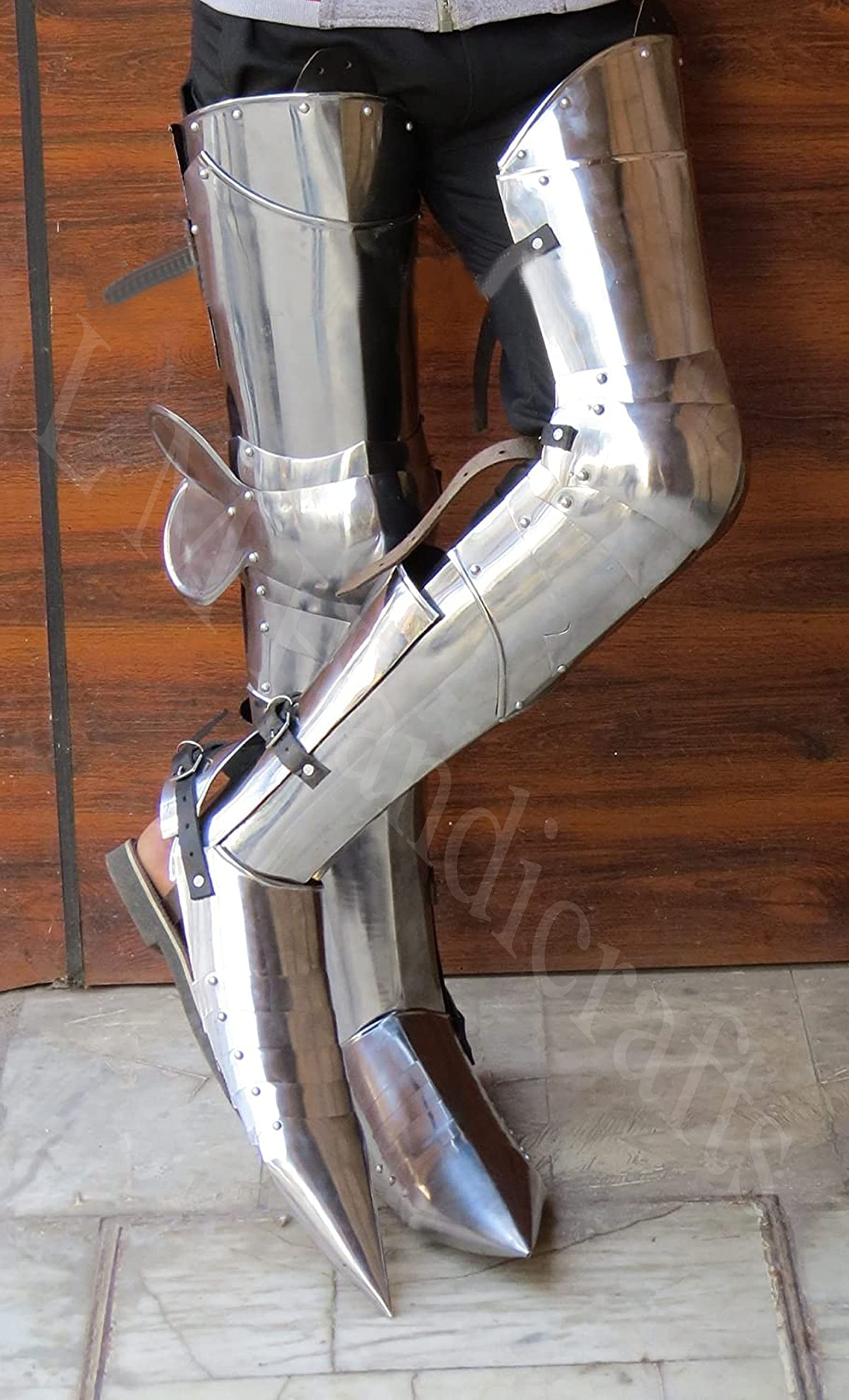 Medievale Full Leg Armatura Rievocazione SCA LARP Armoury Protezione Gambe Acciaio Argento Gladiatore Tedesco Burgonet Casco Europeo Bollitore Odio Maschera vichinga Barbuta Crociato