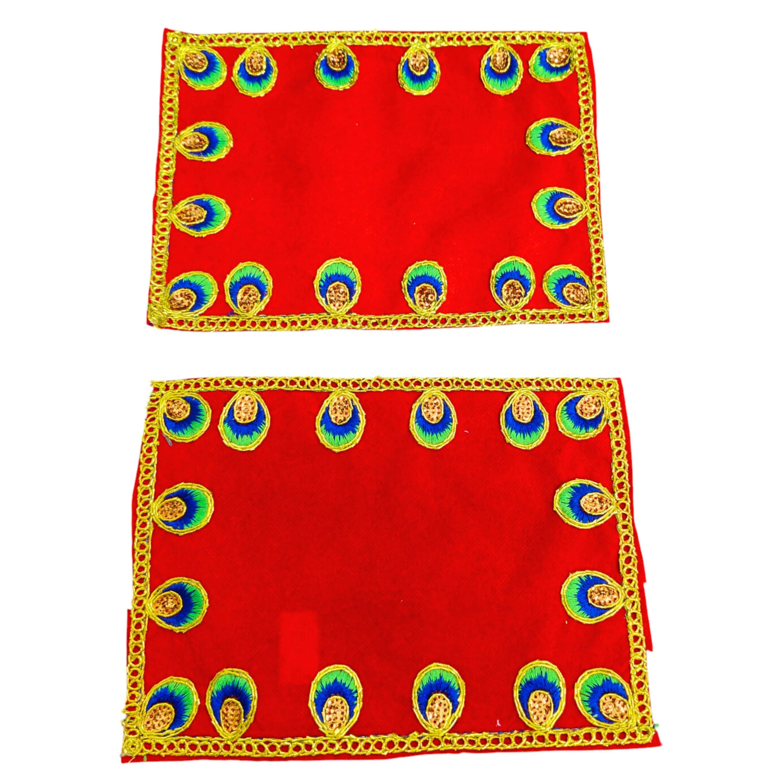 NAISHA Set Di 2 Tappetini Pooja Aasan In Velluto Rosso Con Ricamo Oro – 38x38 Cm, Per Altare, Tempio E Cerimonie Religiose